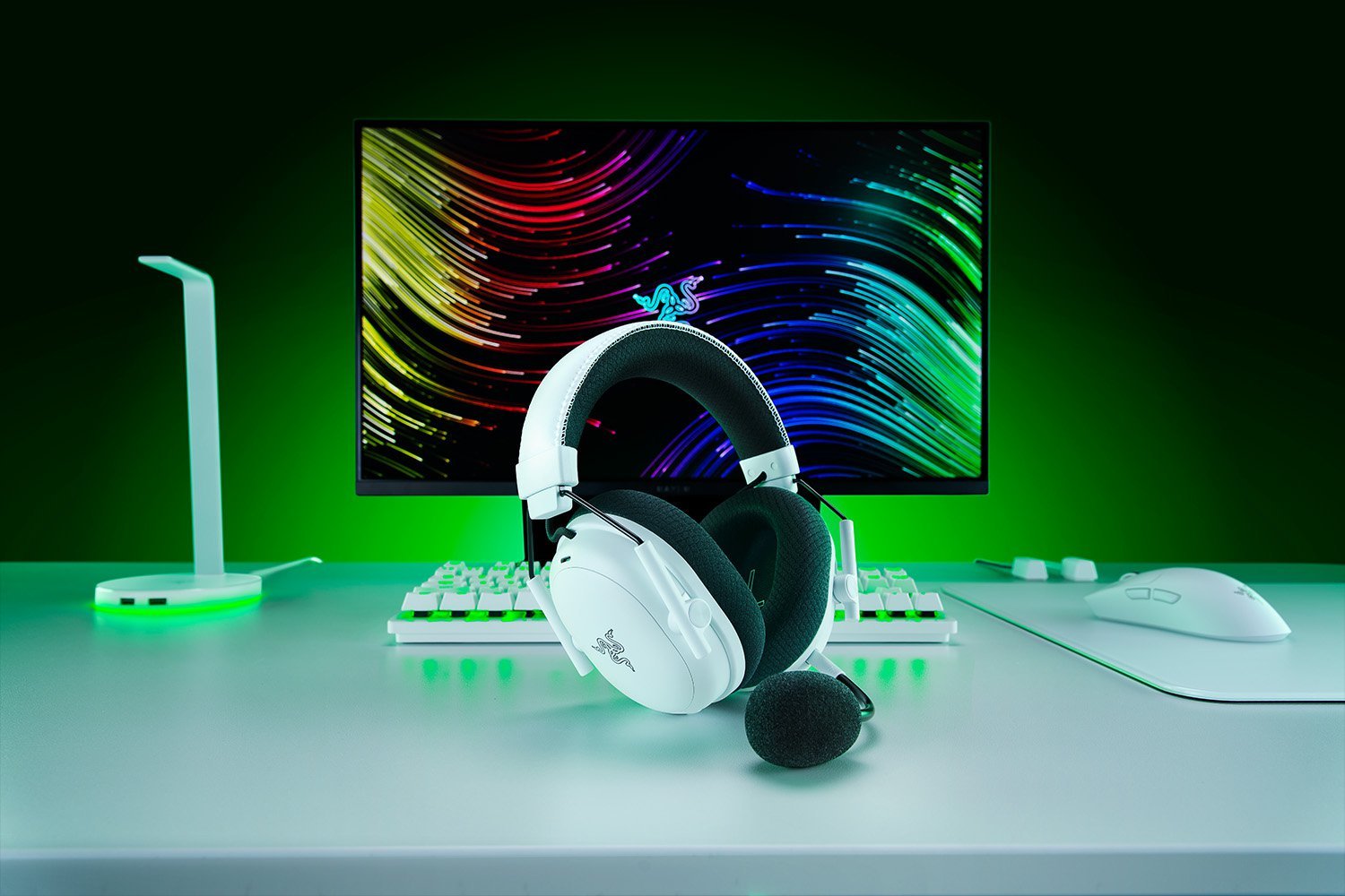 Razer Negroshark V3 Pro (Blanco/Negro, Anc, 2,4 Ghz-Dongle, Bluetooth, Usb, 3,5 Mm Klinke) Rz04-05400200-R3m1