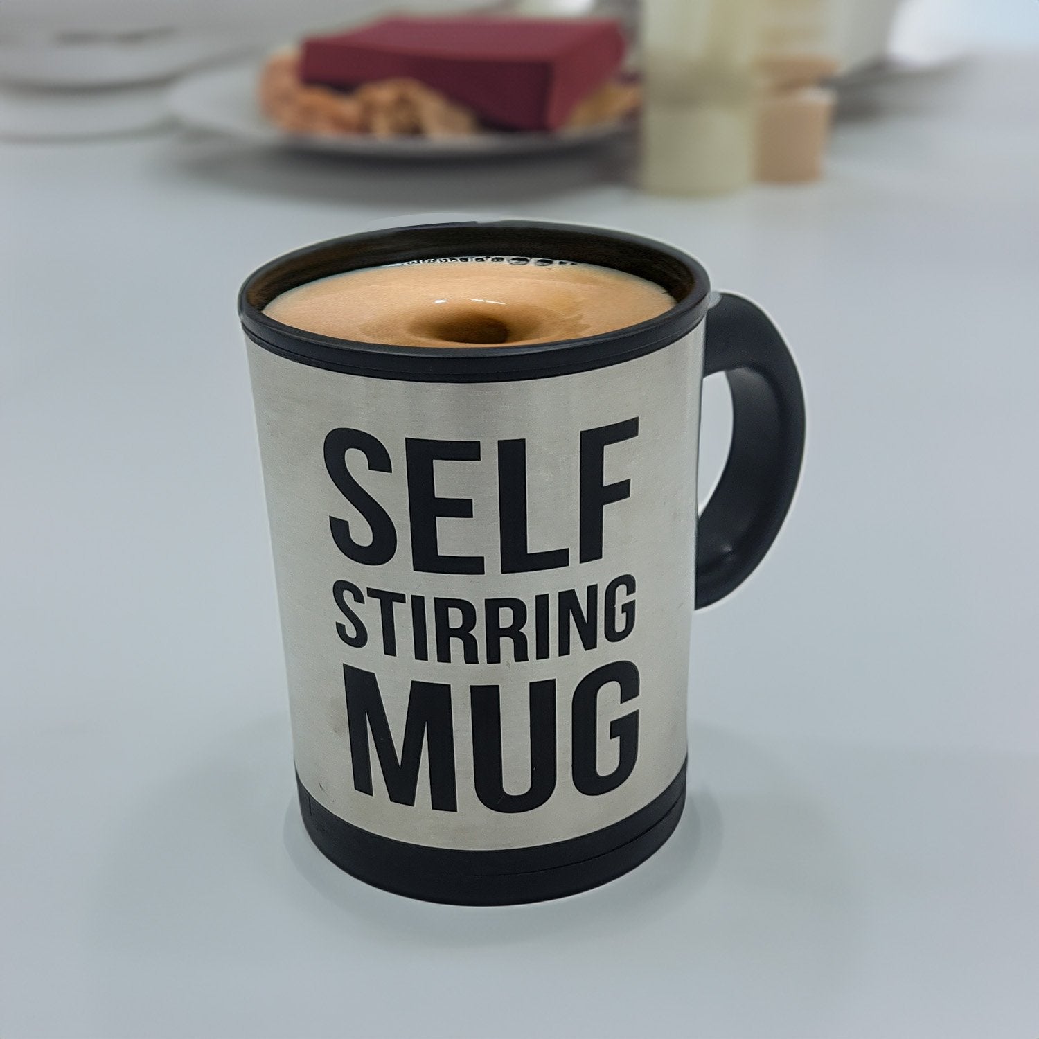 Mad Monkey - Selbmrührende Tasse