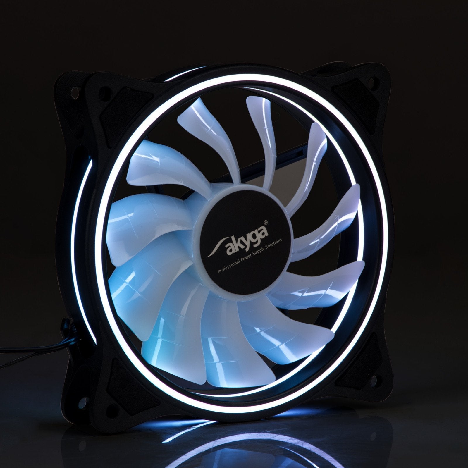 Ventilador Akyga Aw-12d-Rgb 120 Mm 15 Led Rgb 6 Pines