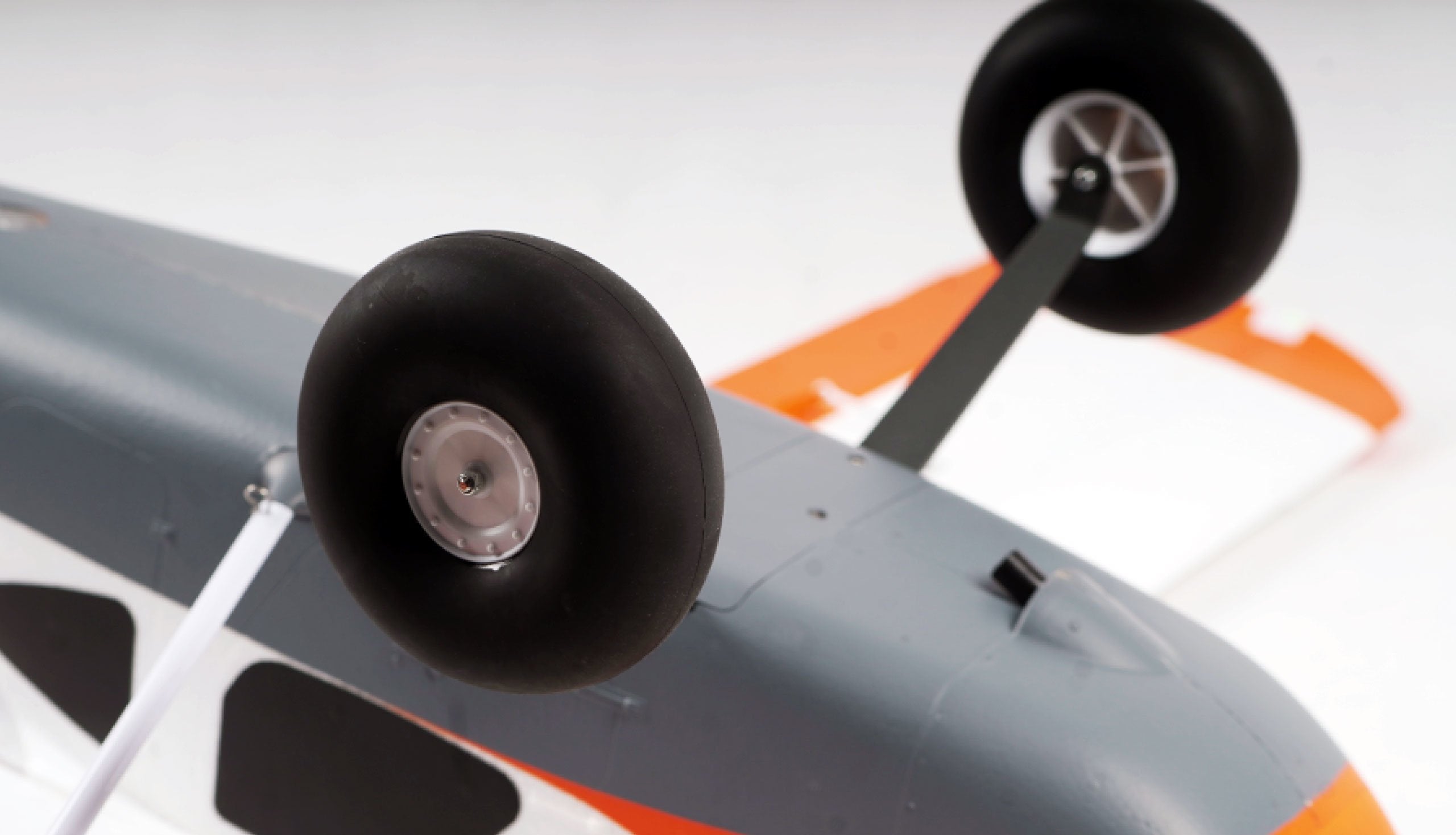 EAN 4260768510111 - Amewi Tasman modelo controlado por radio Avión Motor eléctrico imagen 7