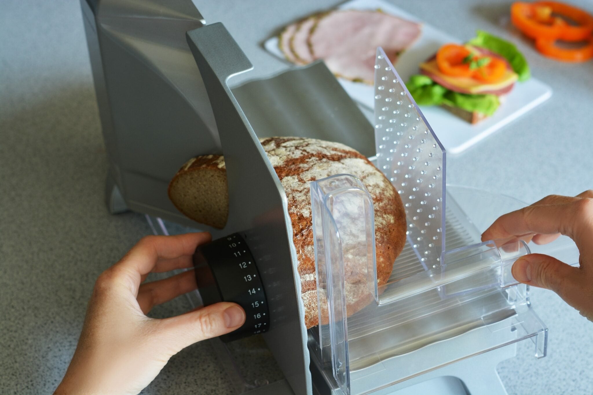 EAN 5901750503450 - Blaupunkt FMS501 rebanadora Eléctrico 160 W Negro, Acero inoxidable, Transparente Aluminio imagen 4