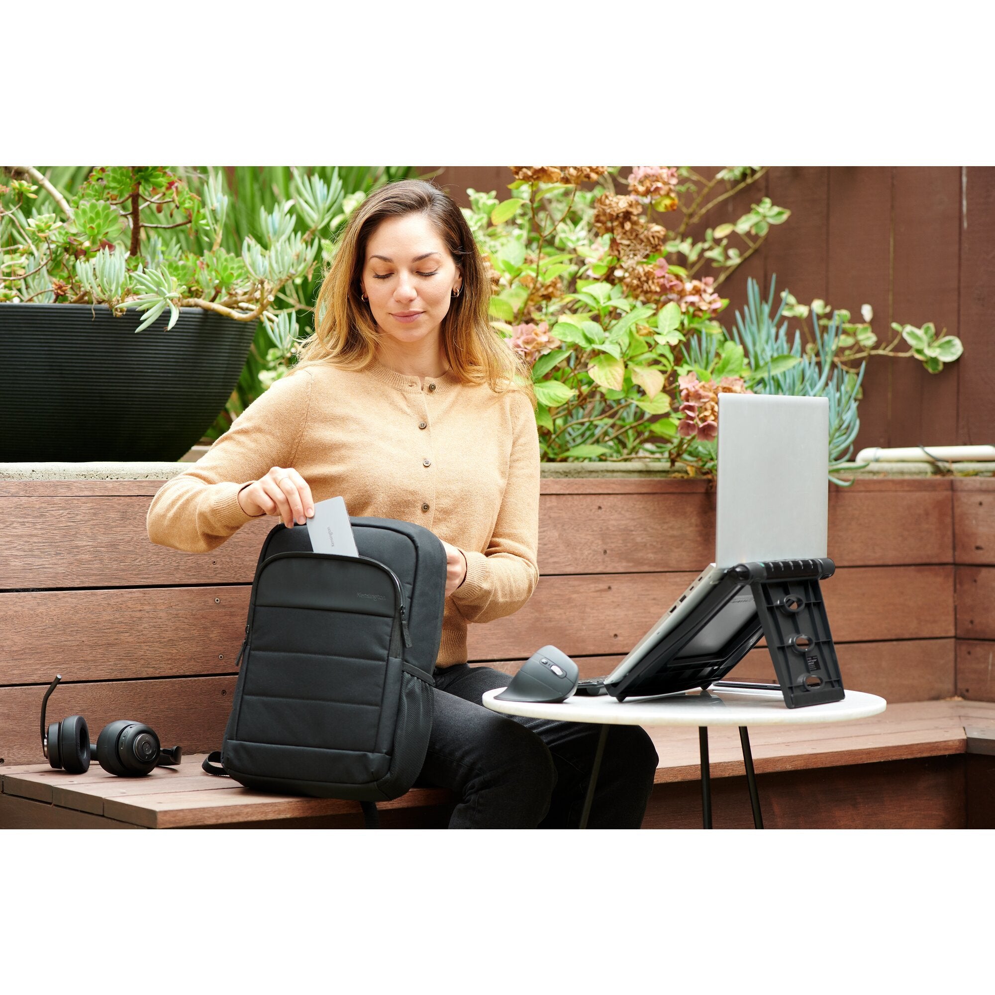 EAN 0085896603917 - Kensington K60391WW maletines para portátil 35,6 cm (14") Negro imagen 4