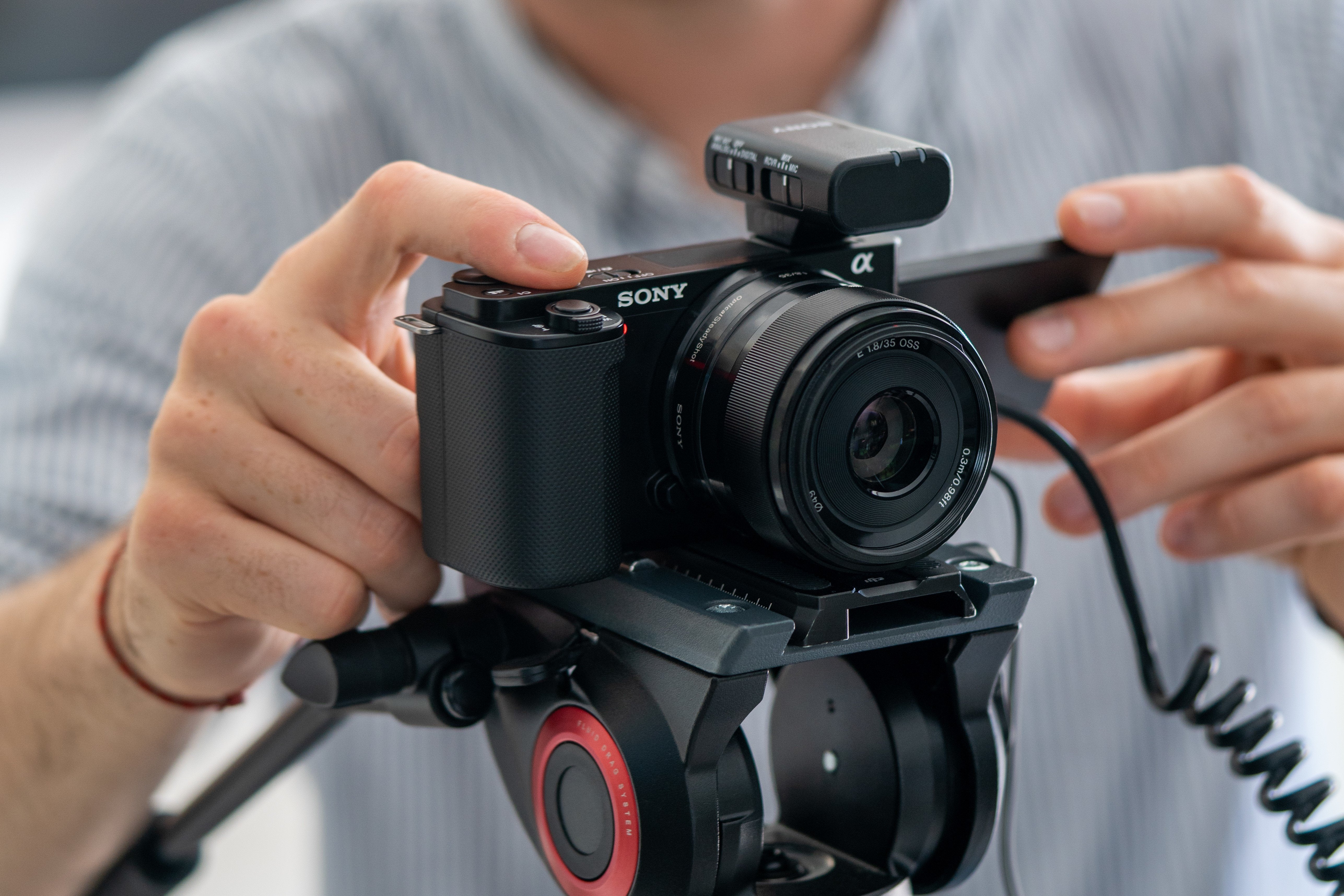 EAN 5013493418301 - Sony α ZV-E10L MILC 24,2 MP CMOS 6000 x 4000 Pixeles Negro imagen 6