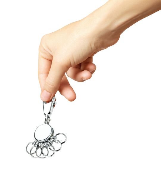 EAN 4024023110047 - TROIKA PATENT Llavero de anilla Plata imagen 4