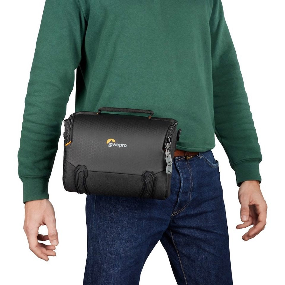 EAN 8024221723519 - Lowepro Adventura SH 160 III Estuche con correa de transporte Negro imagen 8