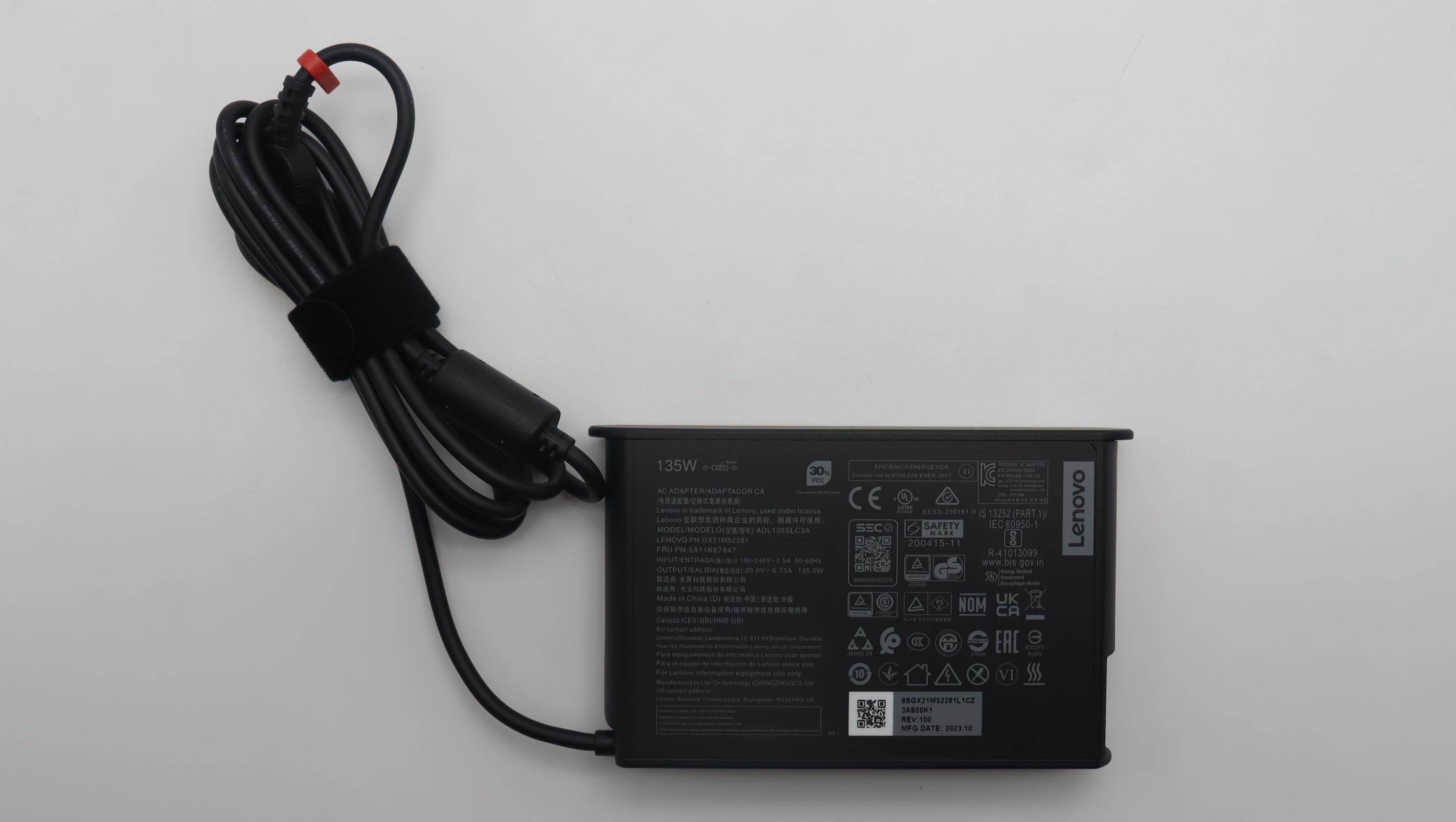 Ac_adapter Slim,135w,20v,3p,Ww,Ltn
