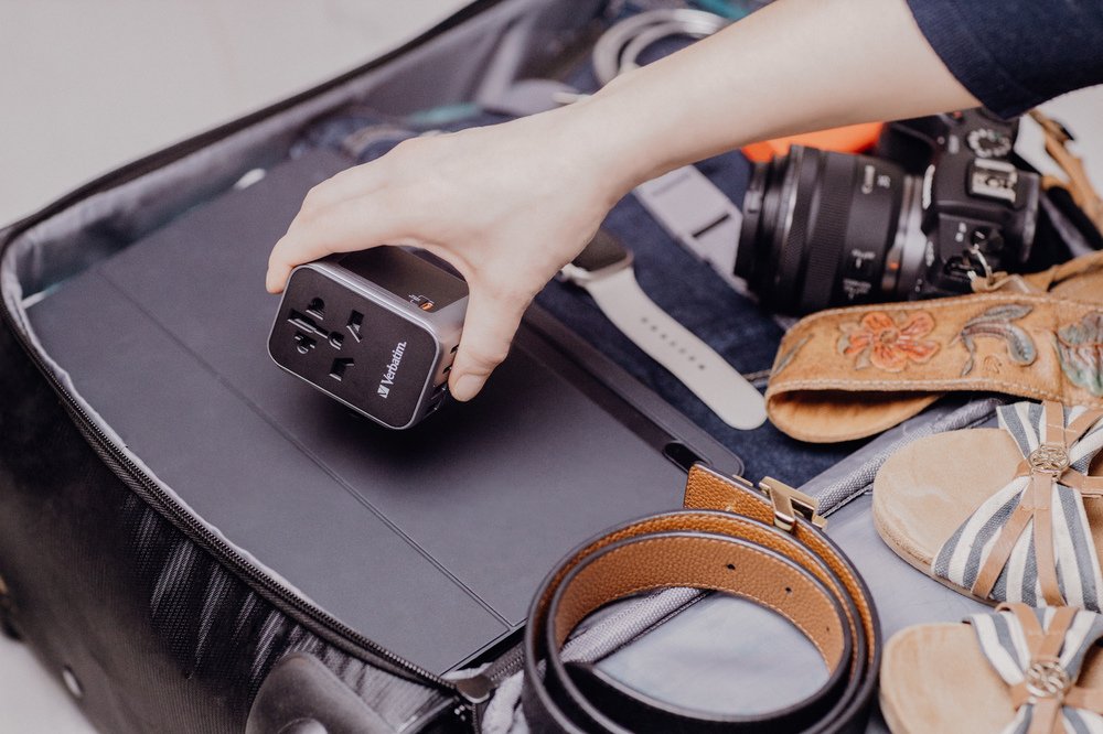 EAN 0023942495451 - Verbatim 49545 adaptador de enchufe eléctrico Universal imagen 19