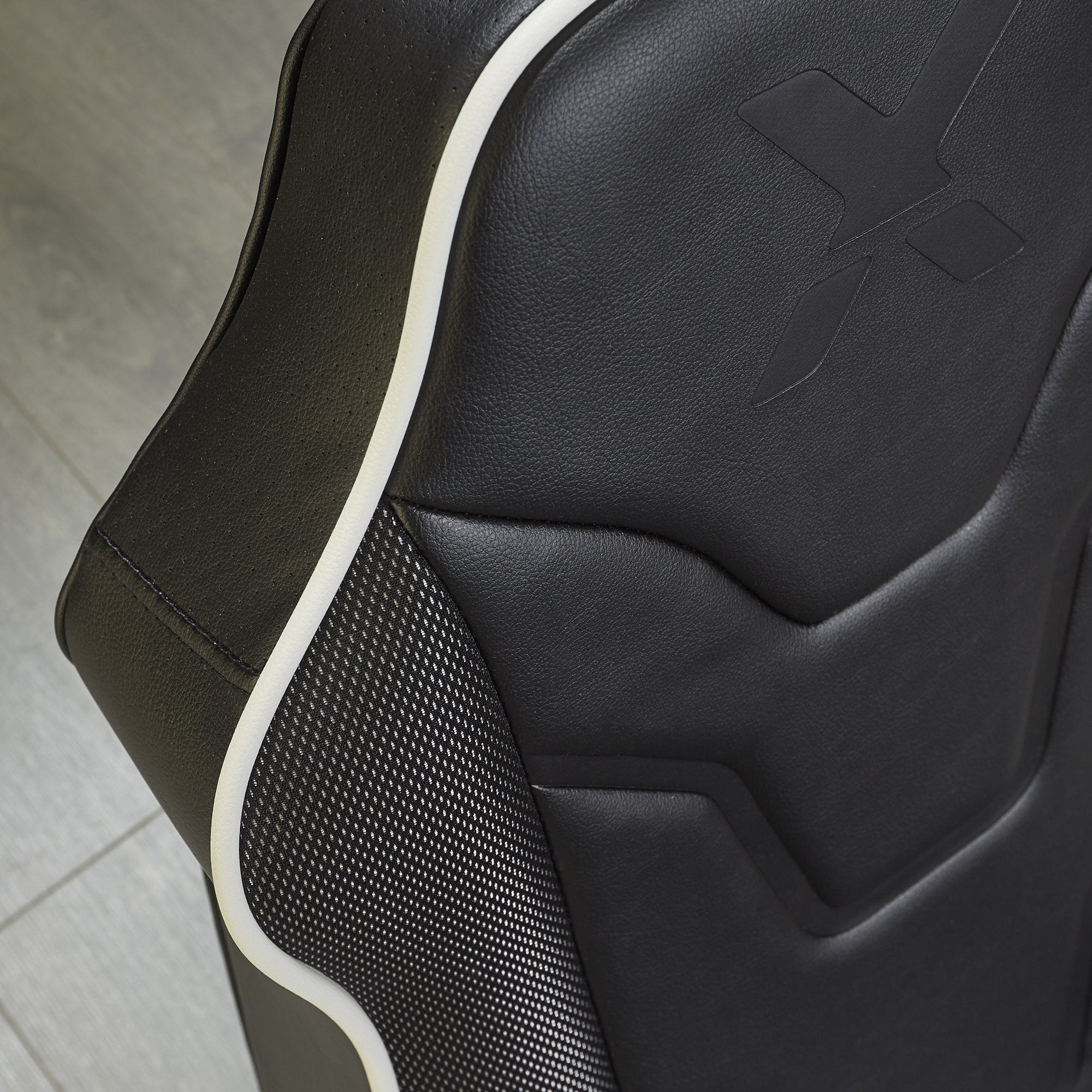 EAN 0094338514032 - X Rocker Chimera Silla gaming Negro, Blanco imagen 9