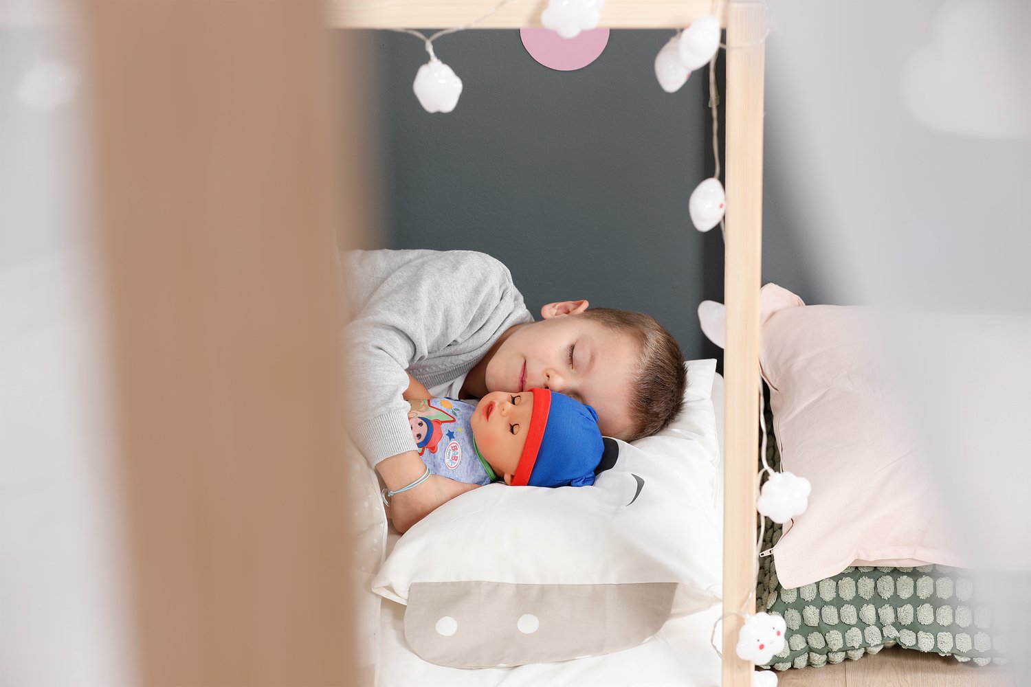 Lalka Baby Born Chlopiec Jonas 43cm