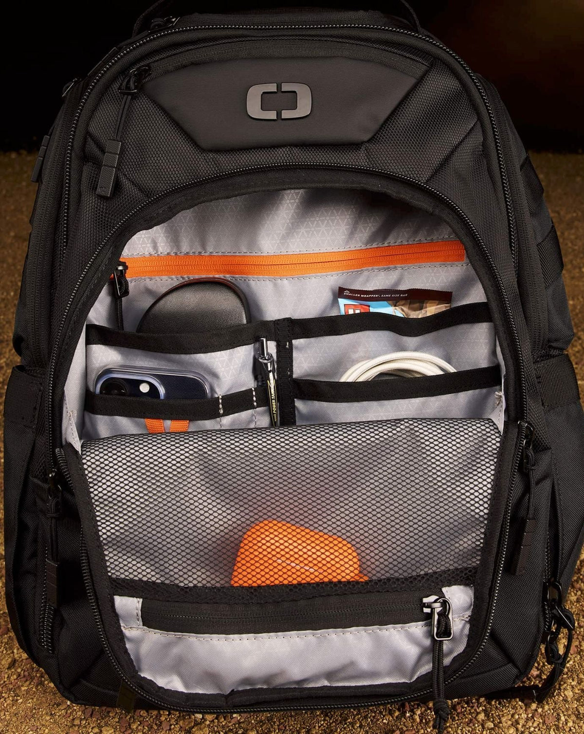 EAN 0031652300682 - OGIO Axle DNA mochila Mochila informal Negro Poliéster imagen 2