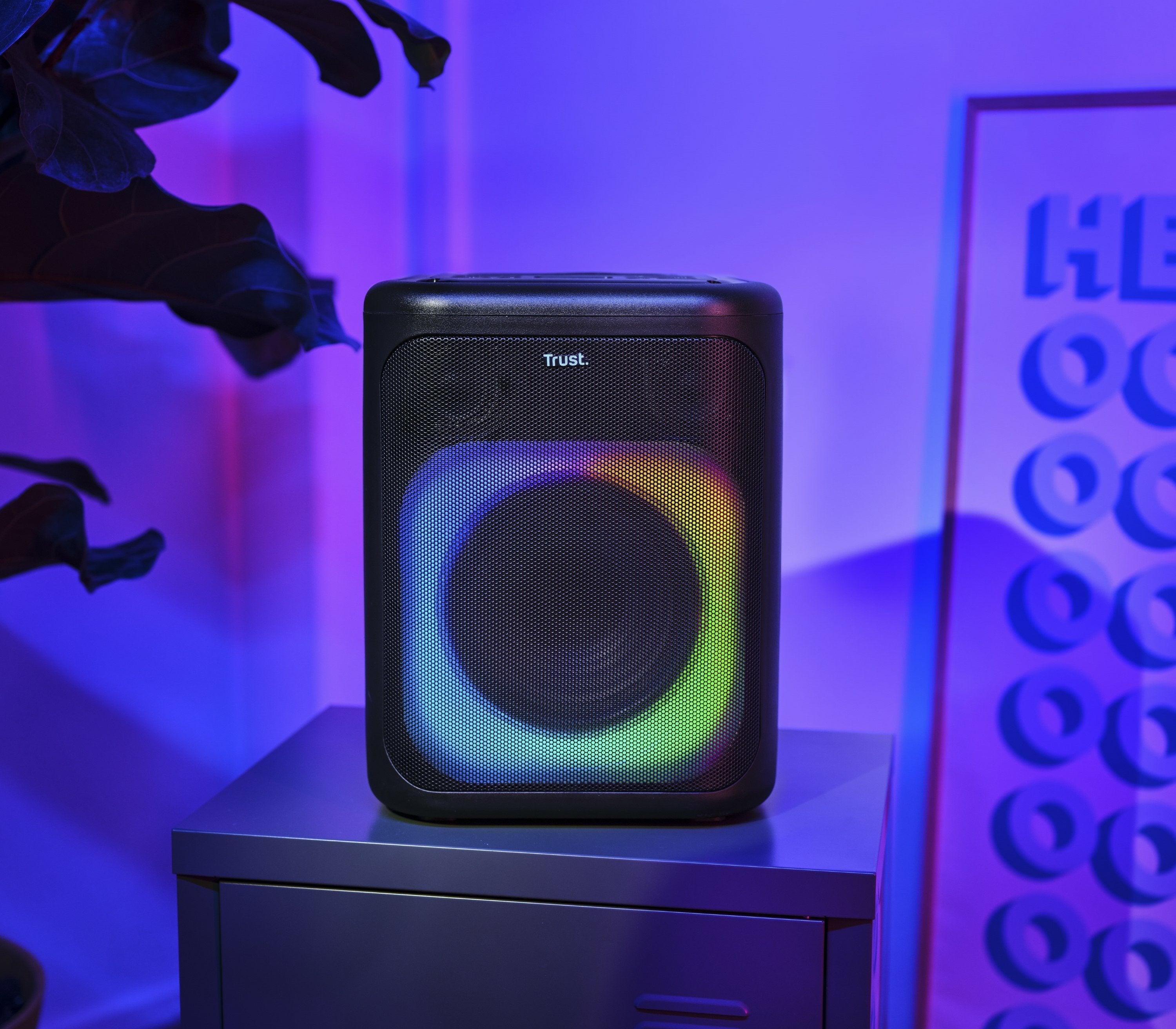 EAN 8713439252804 - Trust Azura Negro 50 W imagen 10