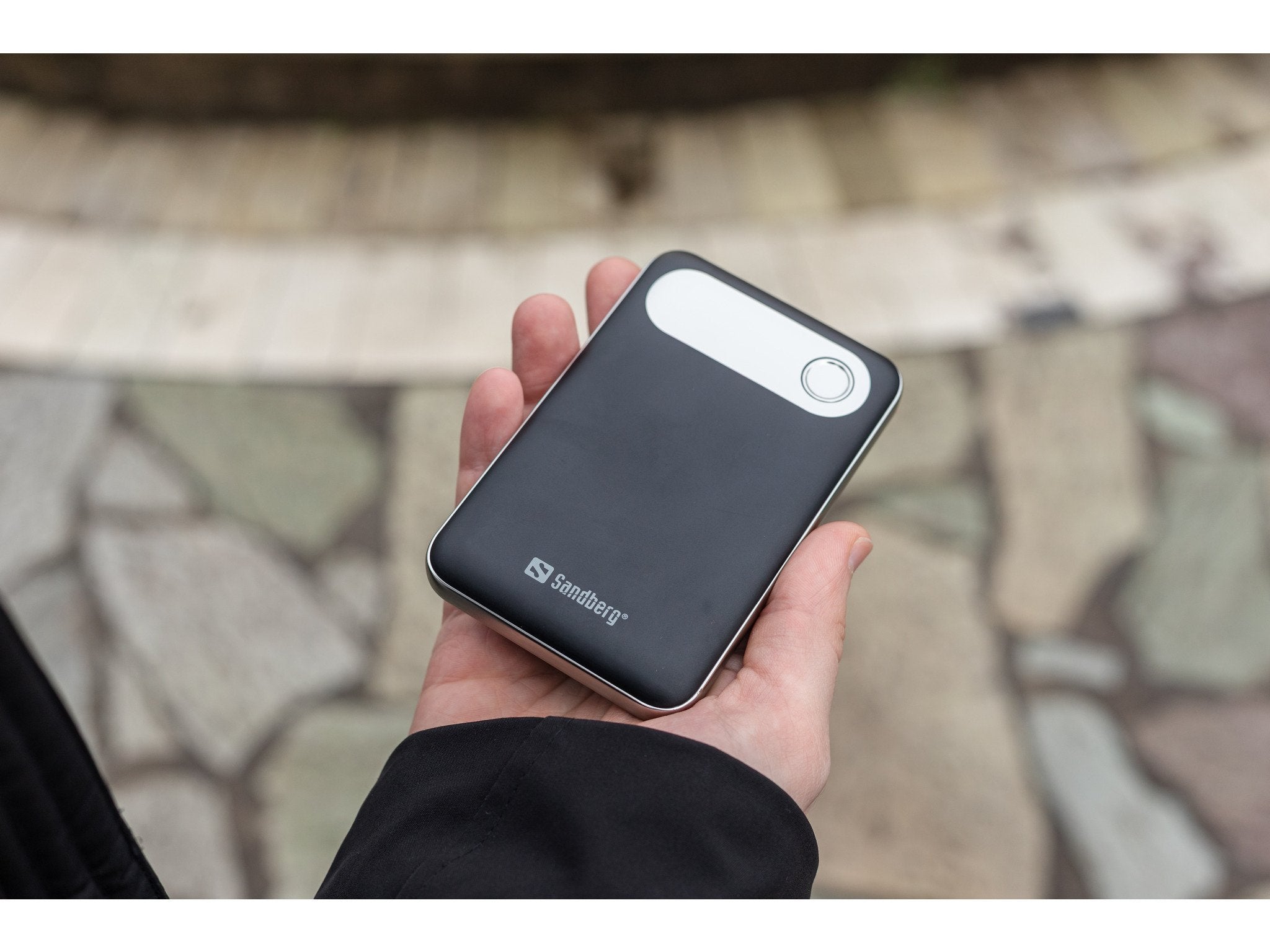 EAN 5705730421167 - Sandberg 421-16 batería externa Polímero de litio 10000 mAh Aluminio, Negro imagen 3