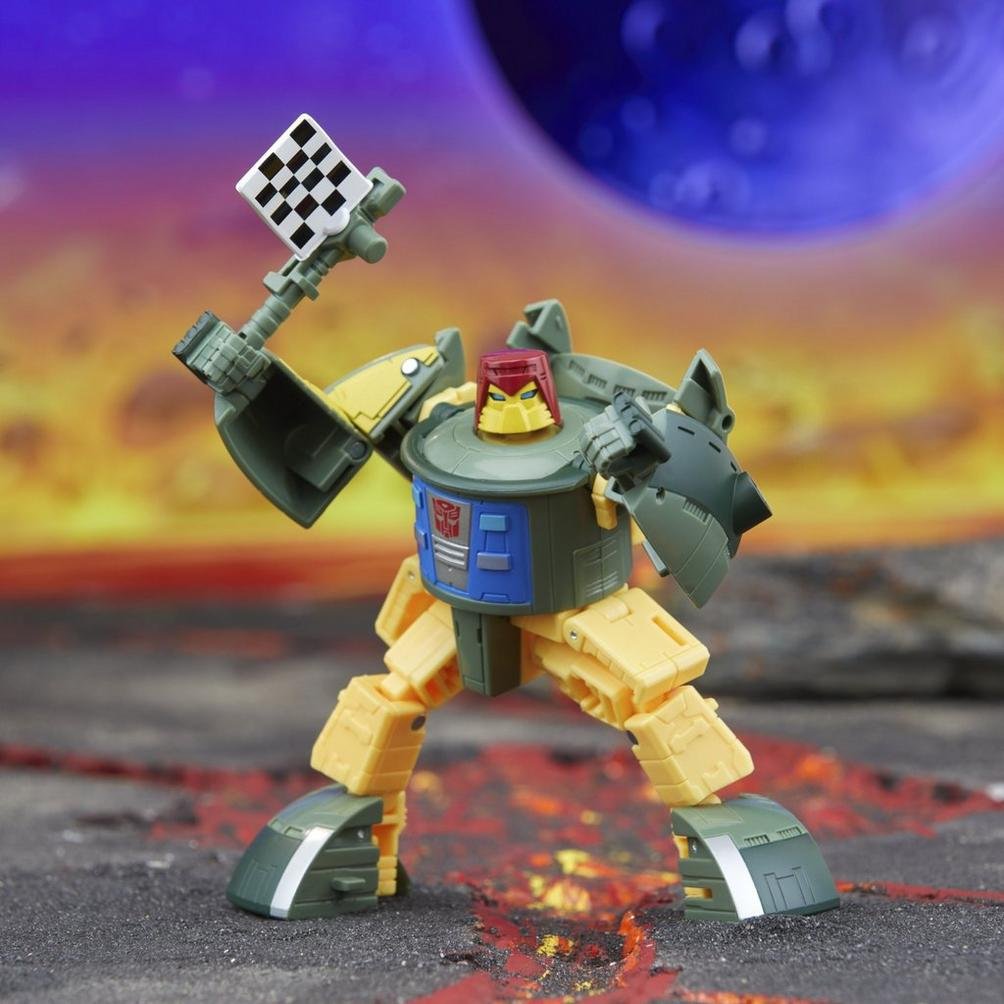EAN 5010996285317 - Hasbro Transformers: Legacy Deluxe Class Autobot Cosmos imagen 9