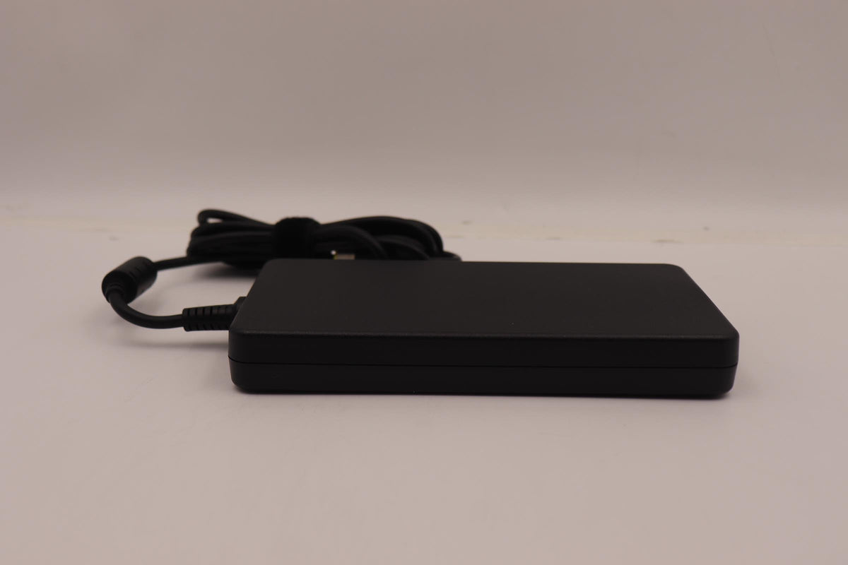 EAN 5704174883579 - Lenovo 5A11F20726 adaptador e inversor de corriente Interior 230 W Negro imagen 5
