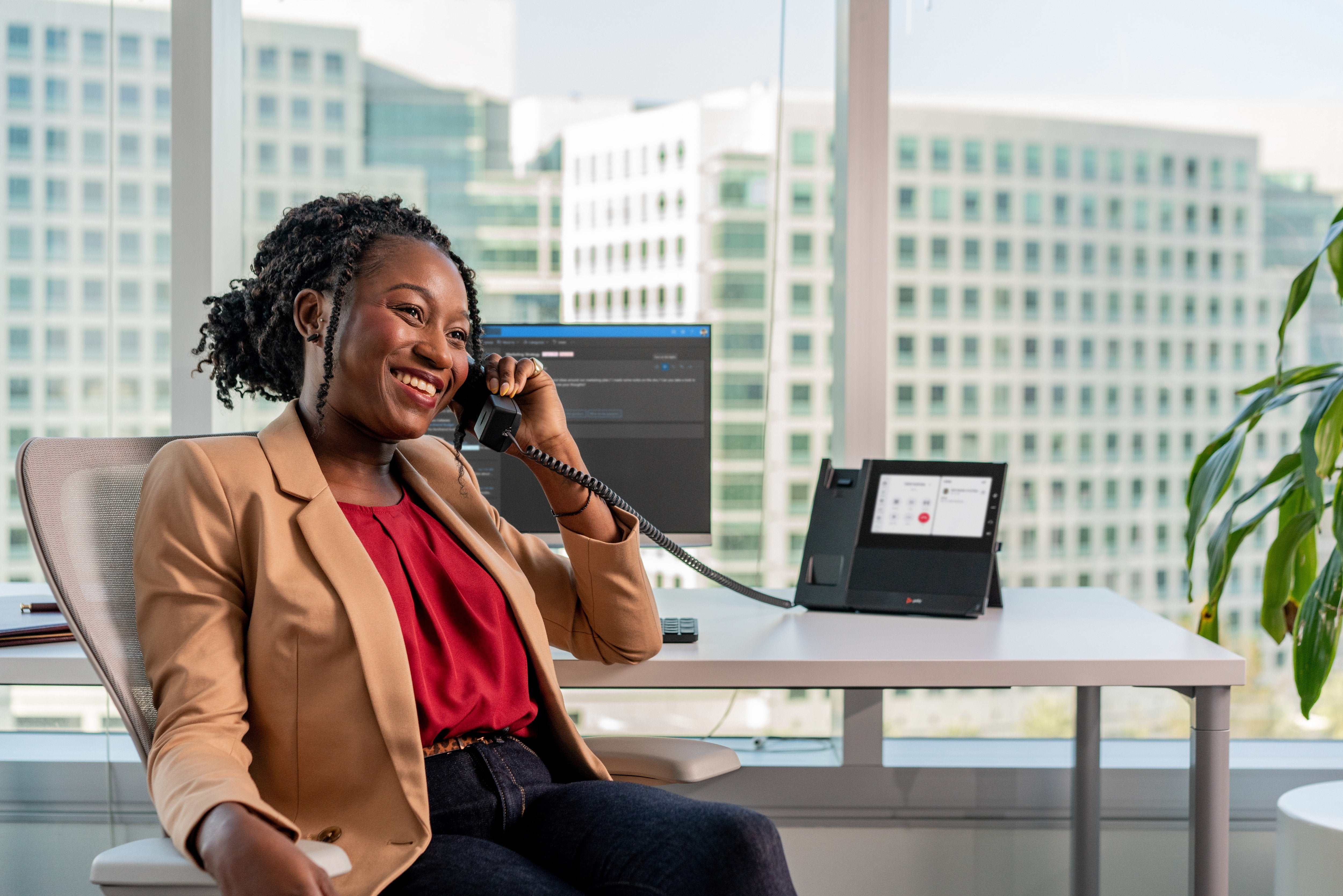 Teléfono Poly Ccx 600 Ip Negro Lcd Wifi