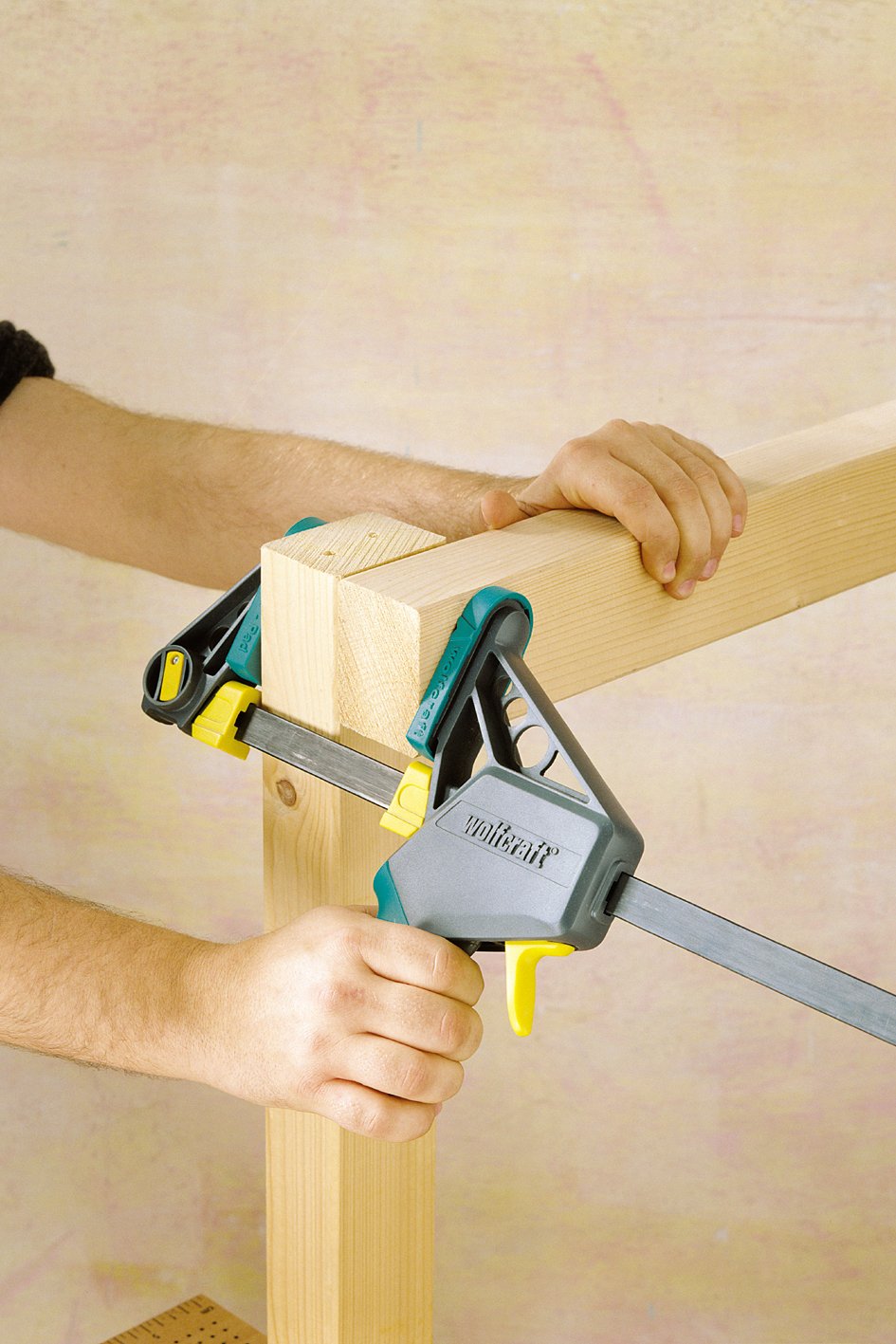 EAN 4006885303300 - wolfcraft GmbH 3033000 abrazadera Abrazadera de barra 70 cm Verde, Amarillo imagen 3