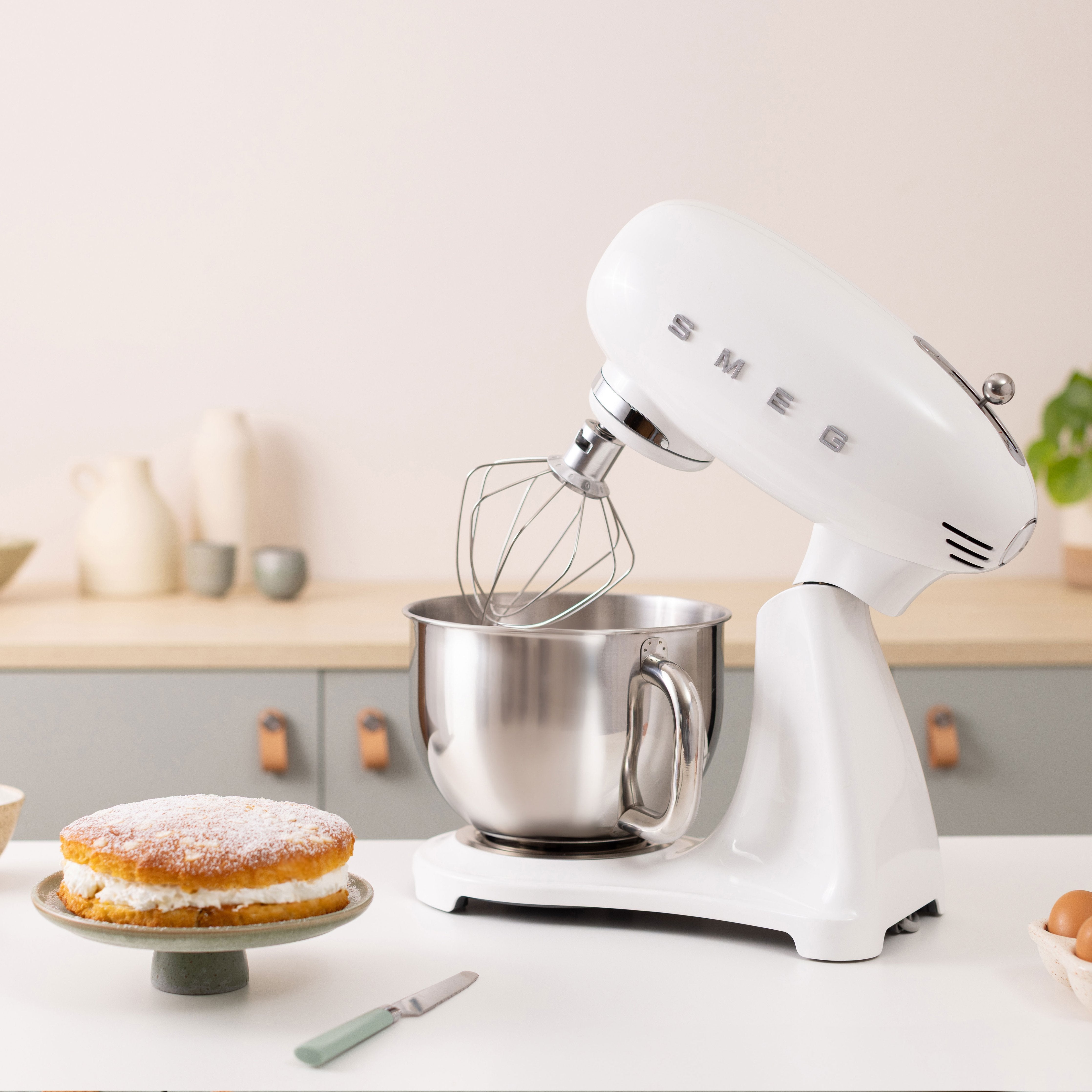 Smeg Kitchen Robot 50´Style White Smf05wheu