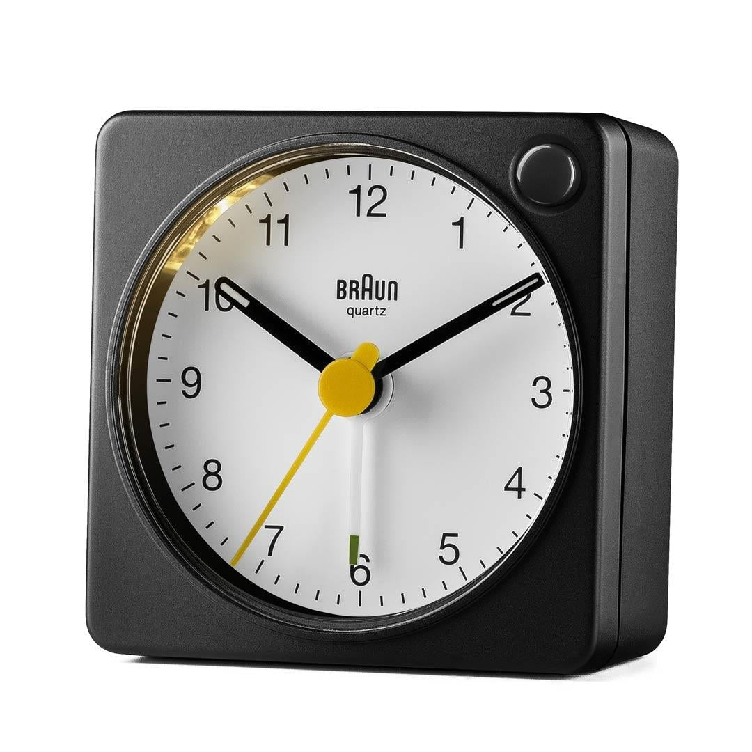 EAN 4007218670236 - Braun BC02XBW Reloj despertador analógico Negro, Blanco imagen 3