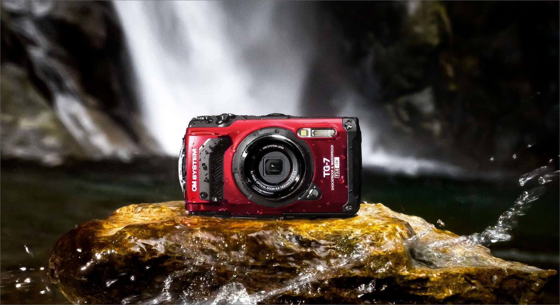 EAN 4545350055981 - OM Digital Solutions Tough TG-7 1/2.33" Cámara compacta 12,7 MP CMOS 4000 x 3000 Pixeles Rojo imagen 3