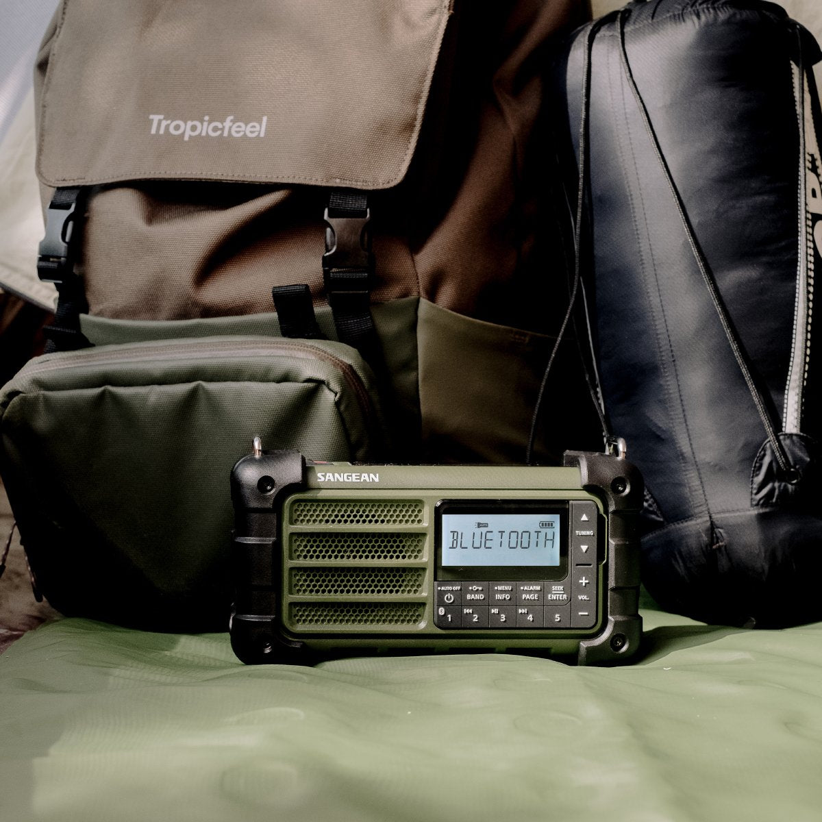 Radio Sangean Mmr-99 De Emergencia Con Sintonización Digital Verde Bosque