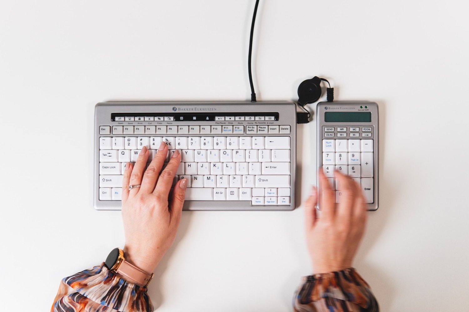 EAN 5050914345365 - BakkerElkhuizen S-board 840 Numeric teclado numérico PC USB Gris claro, Blanco imagen 6