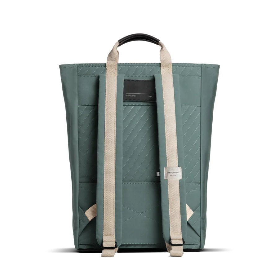 EAN 4895200474180 - Native Union BACKPACK-GRN mochila Mochila informal Verde Tela, Tereftalato de polietileno (PET), Plástico imagen 2