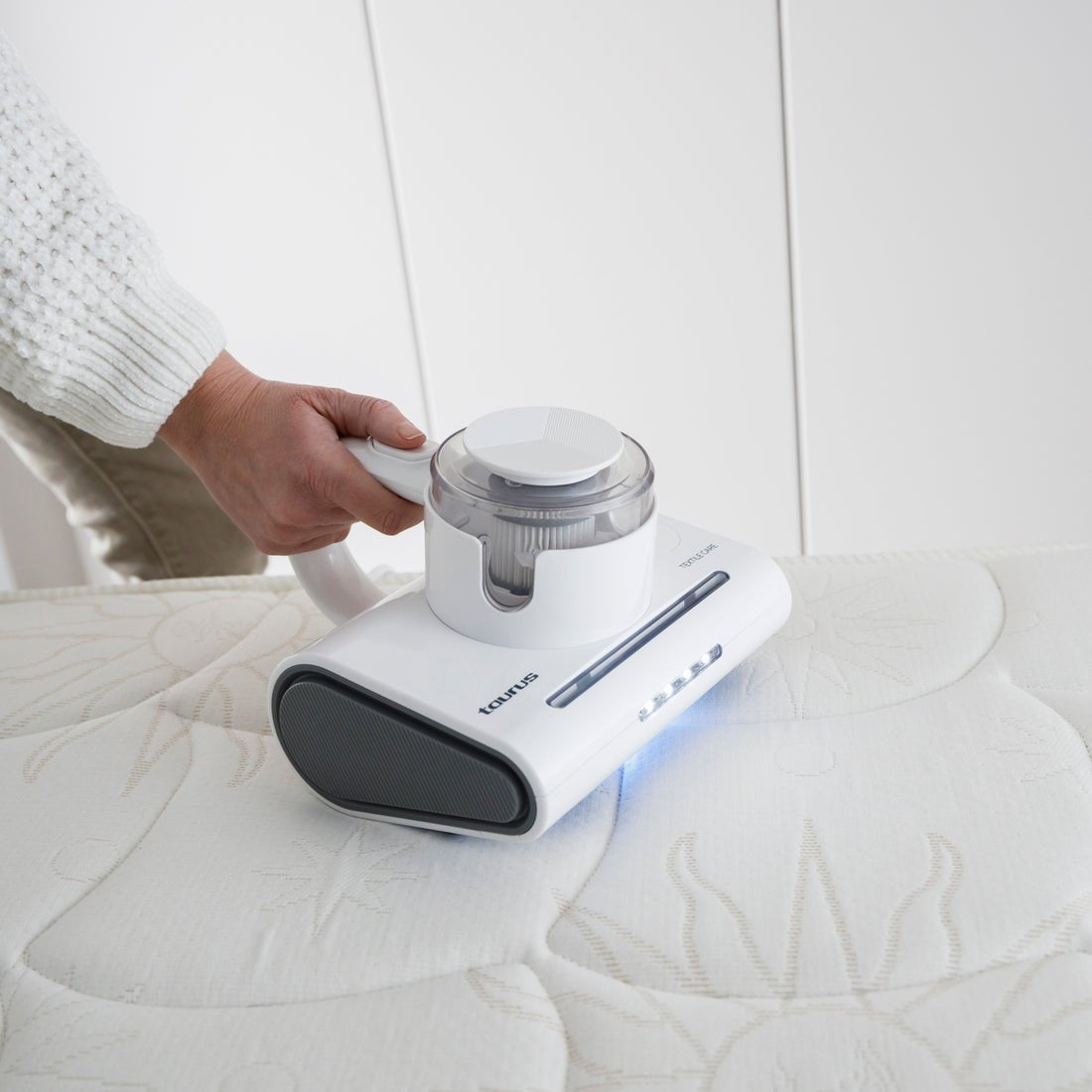 EAN 8414234489326 - Taurus Textile Care aspiradora de mano Blanco Sin bolsa imagen 9