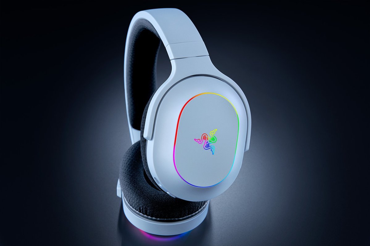 EAN 8887910060889 - Razer Barracuda X Chroma Auriculares Inalámbrico Diadema Juego USB Tipo C Bluetooth Negro, Blanco imagen 3