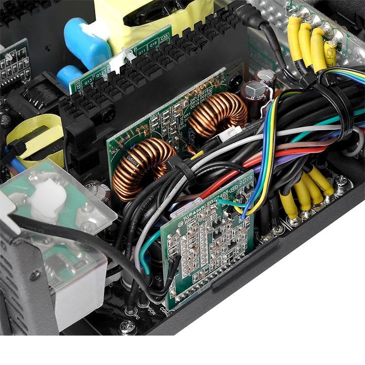 EAN 0841163066737 - Thermaltake Toughpower Grand RGB unidad de fuente de alimentación 650 W 24-pin ATX ATX Negro imagen 8
