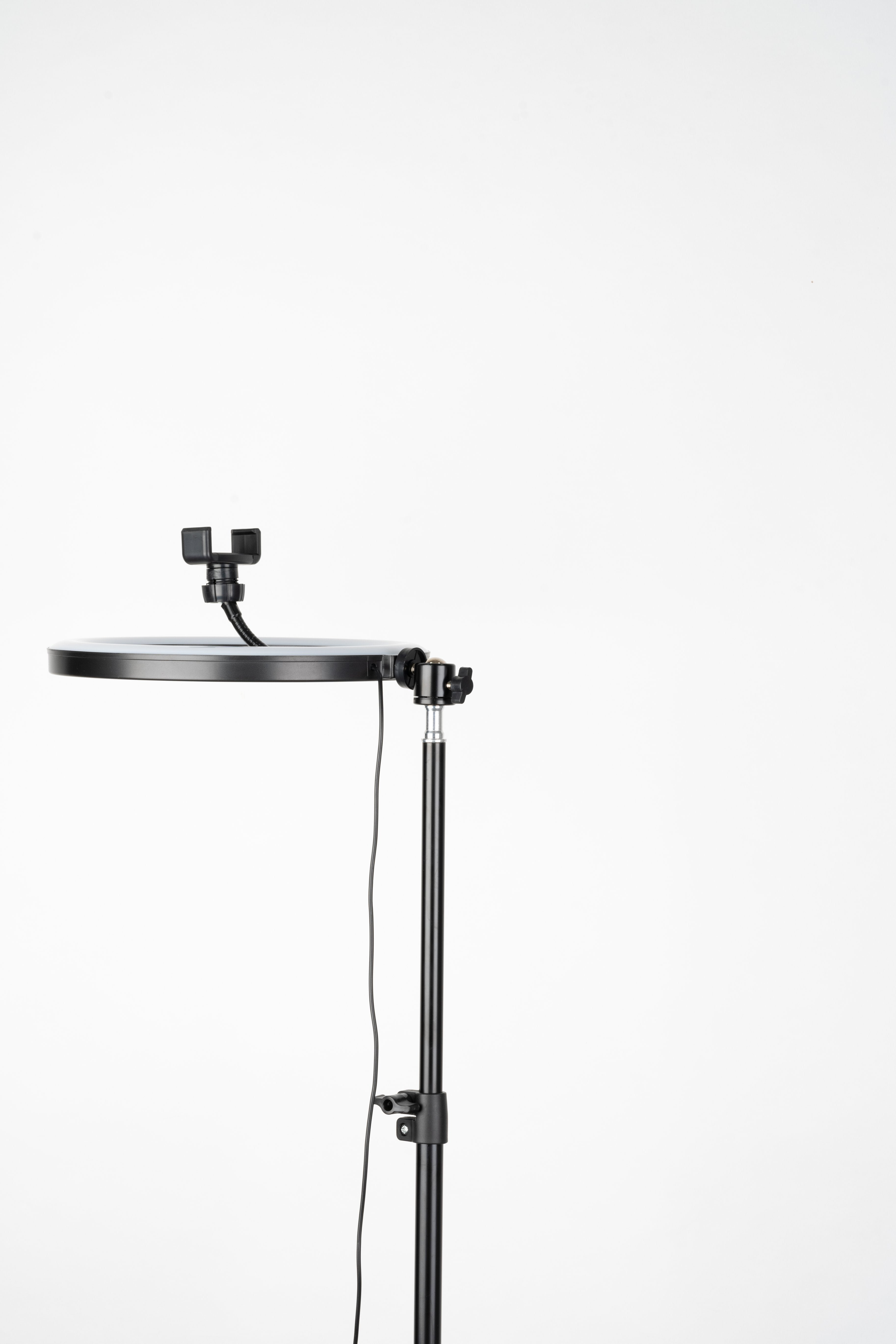 Trípode Havit St7012 Pro Con Anillo De Luz