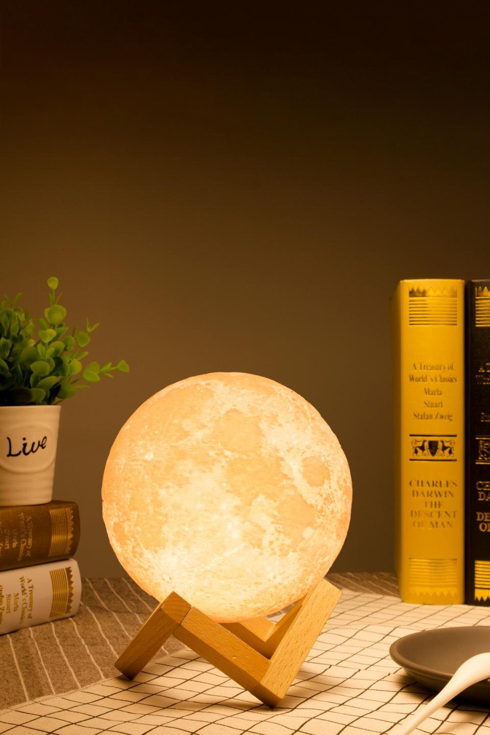 Denver Azultooth-Lautsprecher Mit 3d-Monddesign Und Licht
