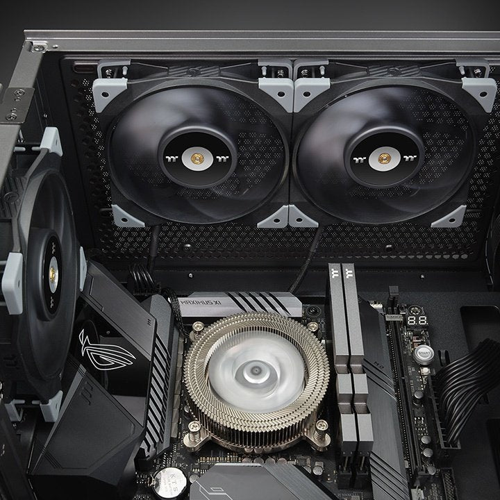 EAN 0841163076774 - Thermaltake TOUGHFAN 14 Carcasa del ordenador Ventilador 14 cm Negro 2 pieza(s) imagen 5