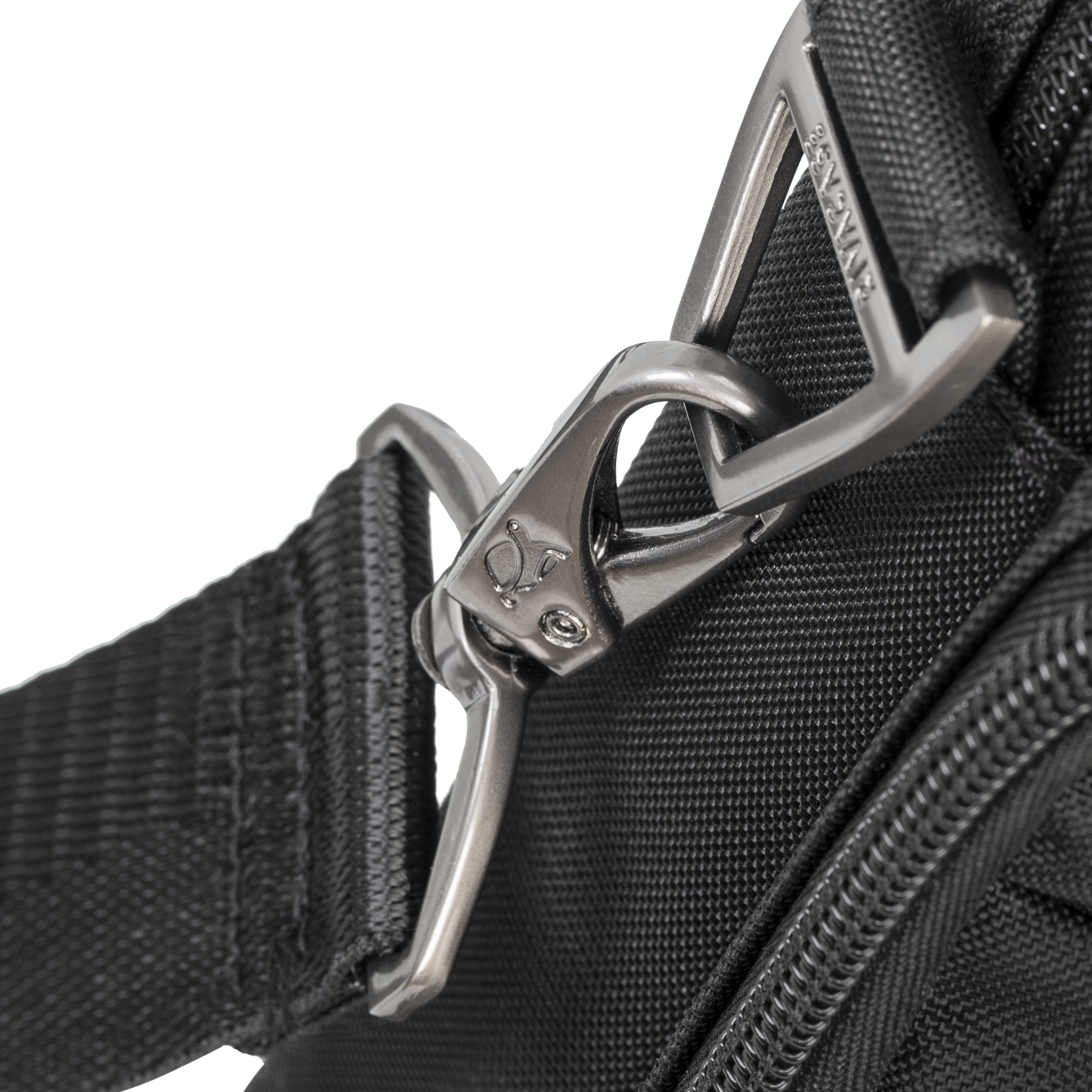 EAN 6901801085309 - Rivacase 8530 40,6 cm (16") Maletín Negro imagen 5