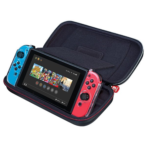 Traveller Action Pack