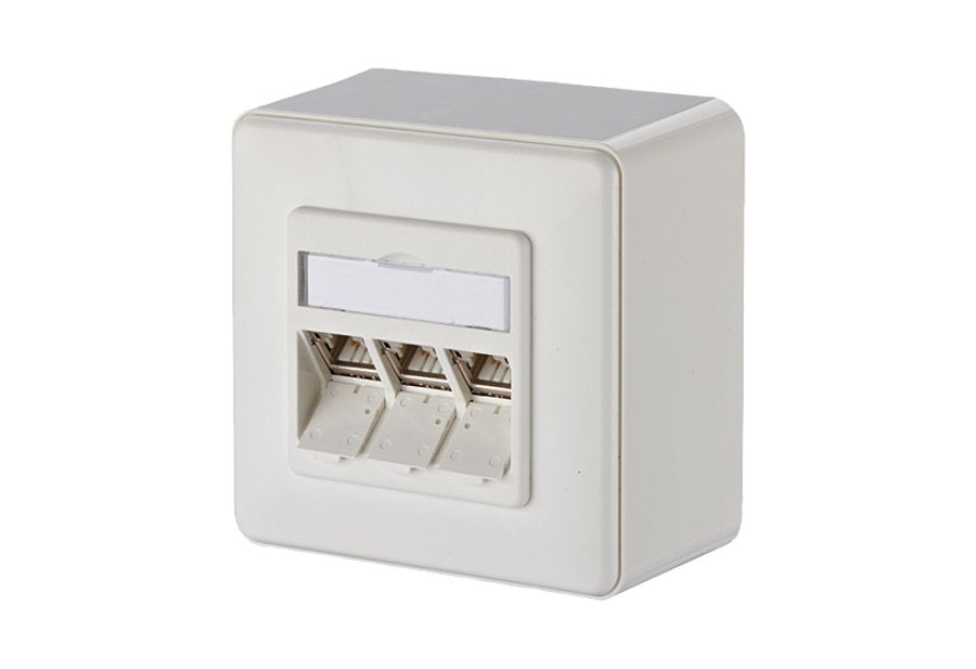 EAN 4250184136743 - BTR NETCOM 130B12D30002-E toma de corriente RJ-45 Blanco imagen 1