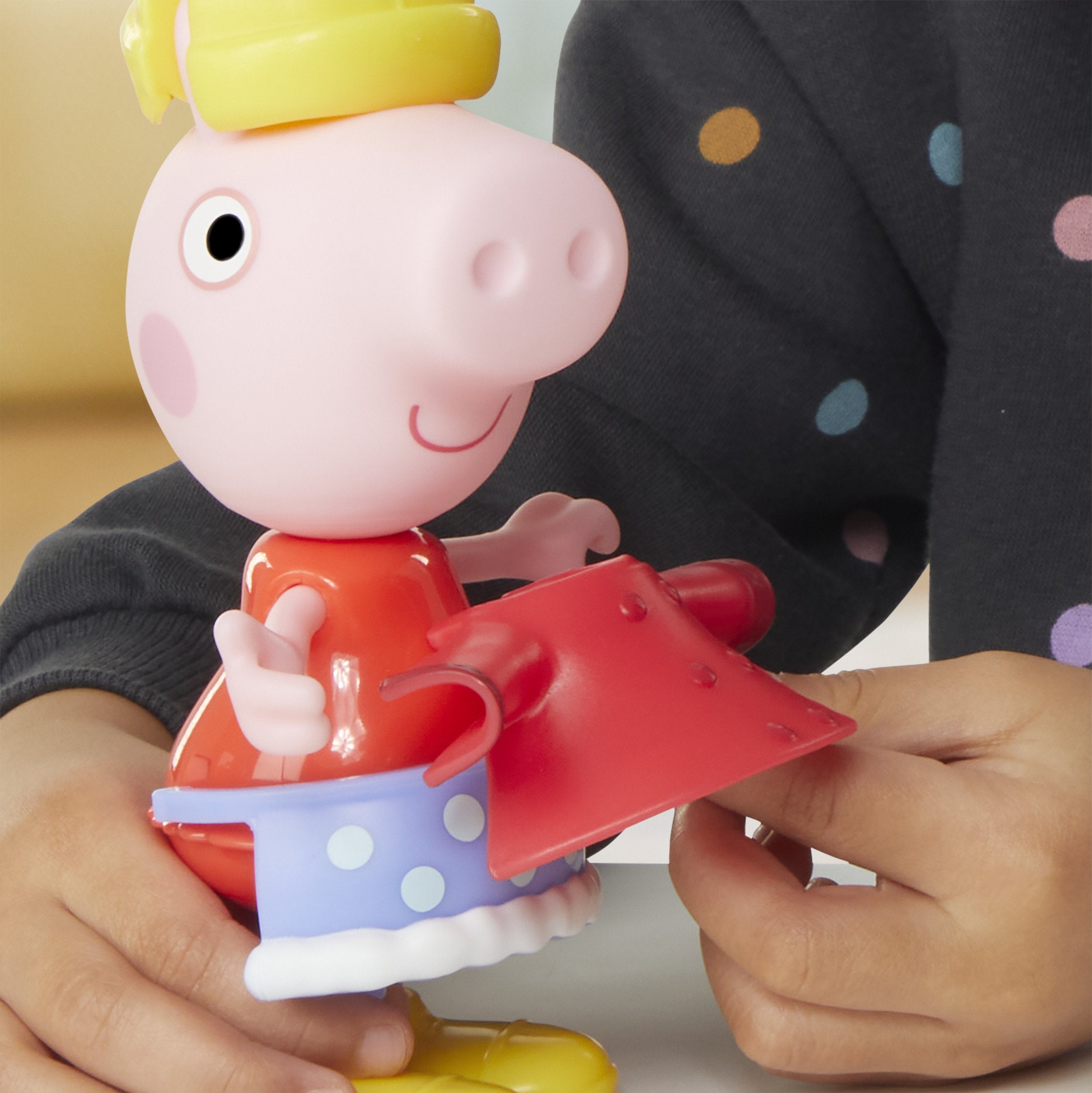 Juguete Hasbro Viste A Peppa Pig