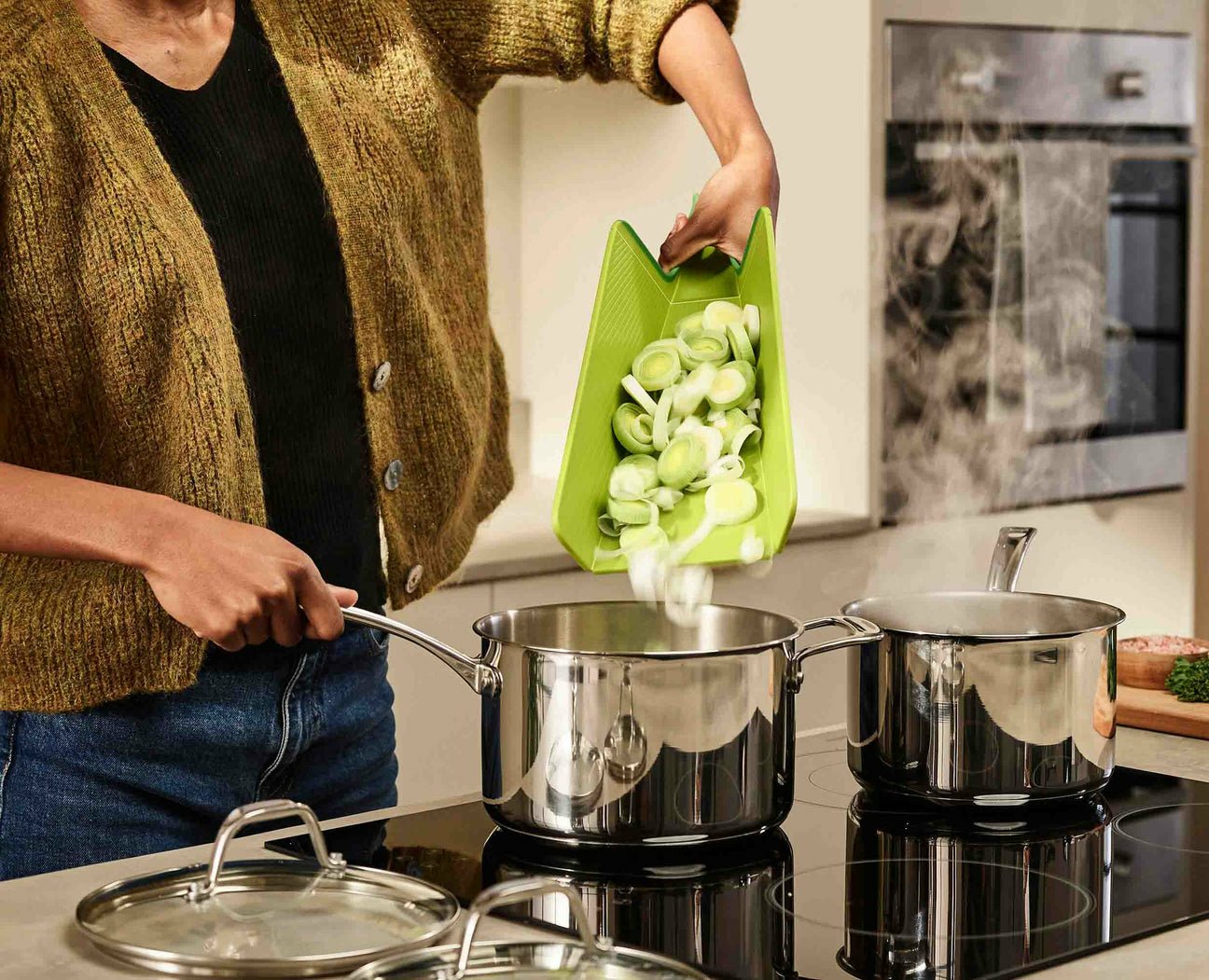 EAN 5028420005059 - Joseph Joseph 60201 tabla de cocina para cortar Rectangular Verde imagen 5