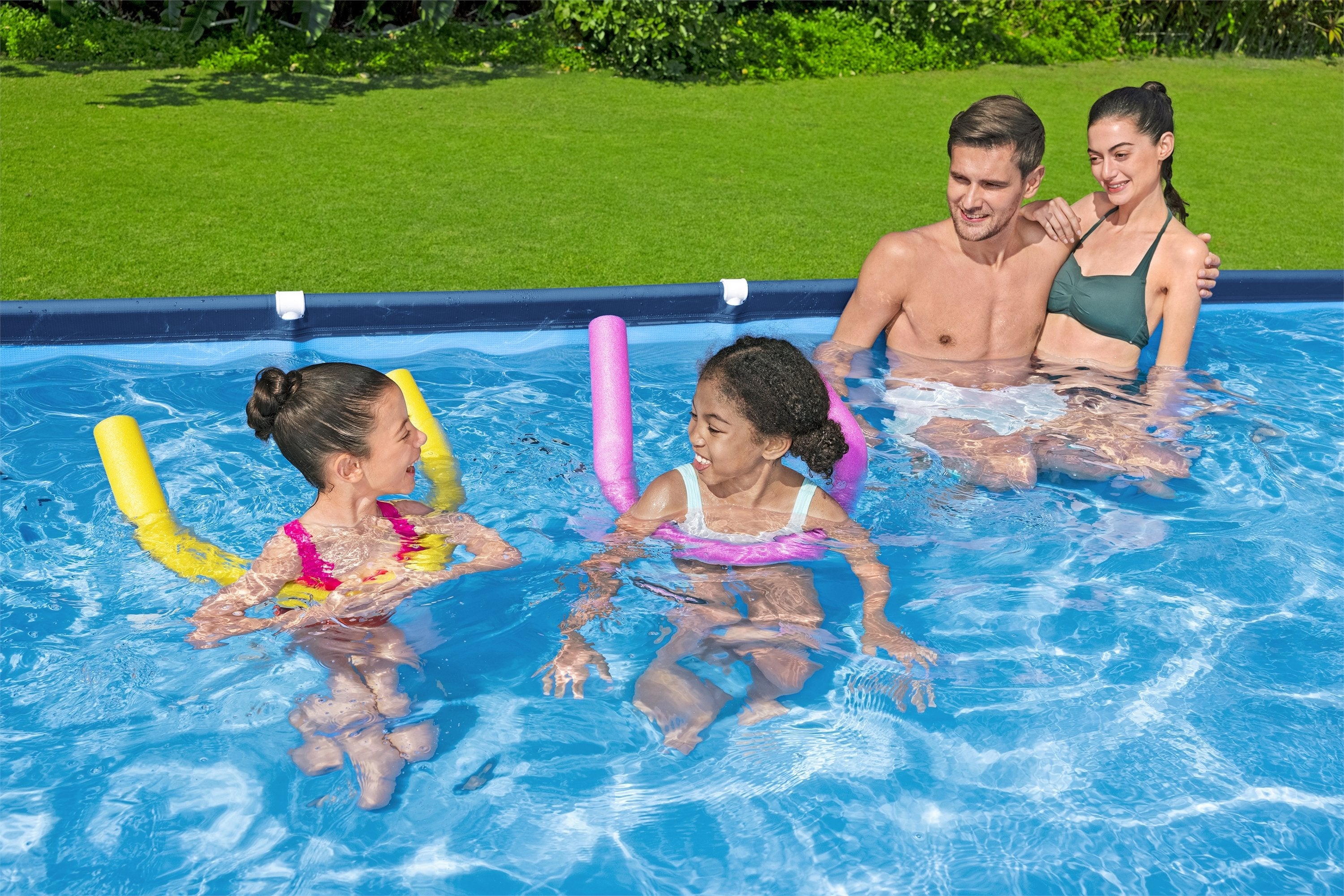 EAN 6941607328002 - Bestway Steel Pro 56405 / 23 piscina sobre suelo Piscina con anillo hinchable Rectangular 5700 L Azul imagen 7