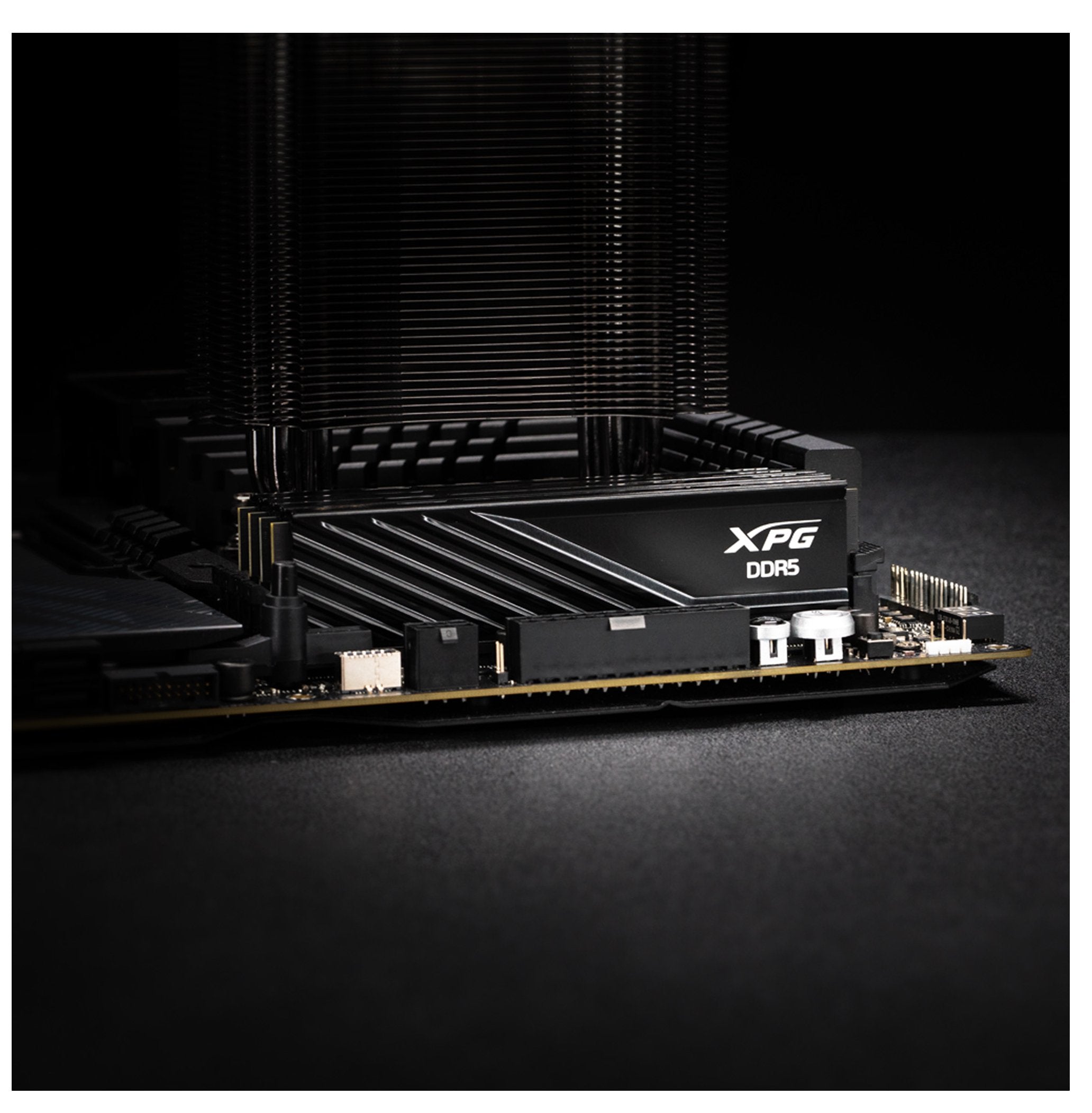 Memoria Adata 8 Gb Ddr5-5600 1x 8 Gb, Ram Negro, Ax5u5600c468g-Slabbk, Xpg Lancer Blade, Intel Xmp, Amd Expo Ax5u5600c468g-Slabbk