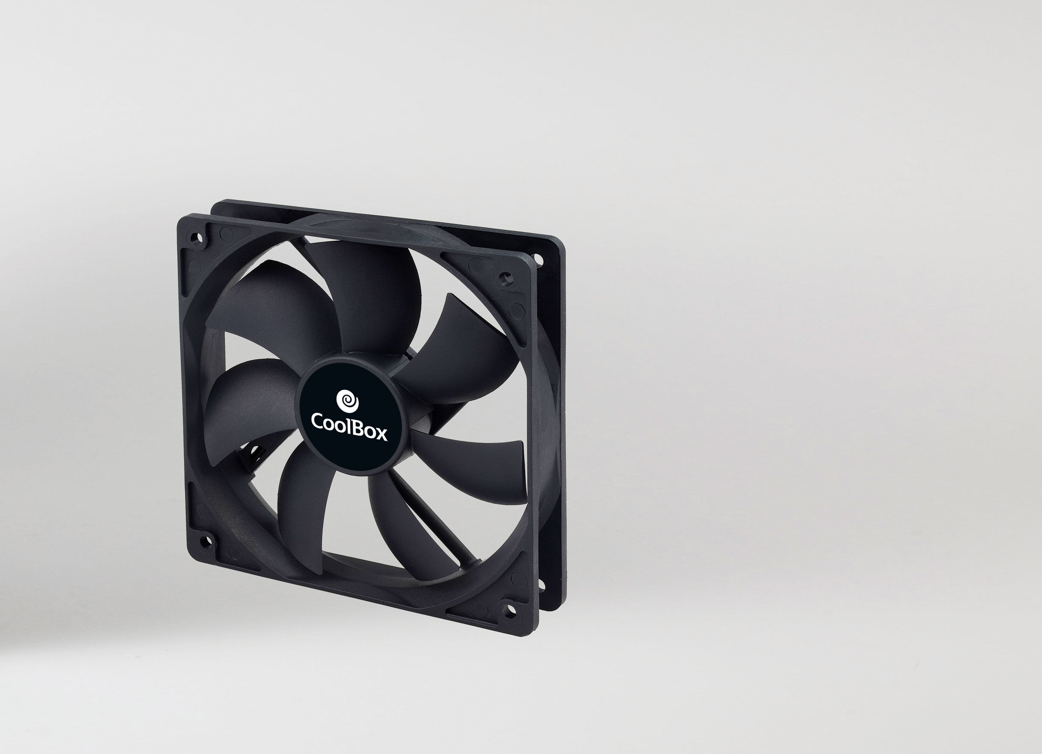 EAN 8436556142956 - CoolBox VENCOOAU120 Carcasa del ordenador 12 cm Negro imagen 2