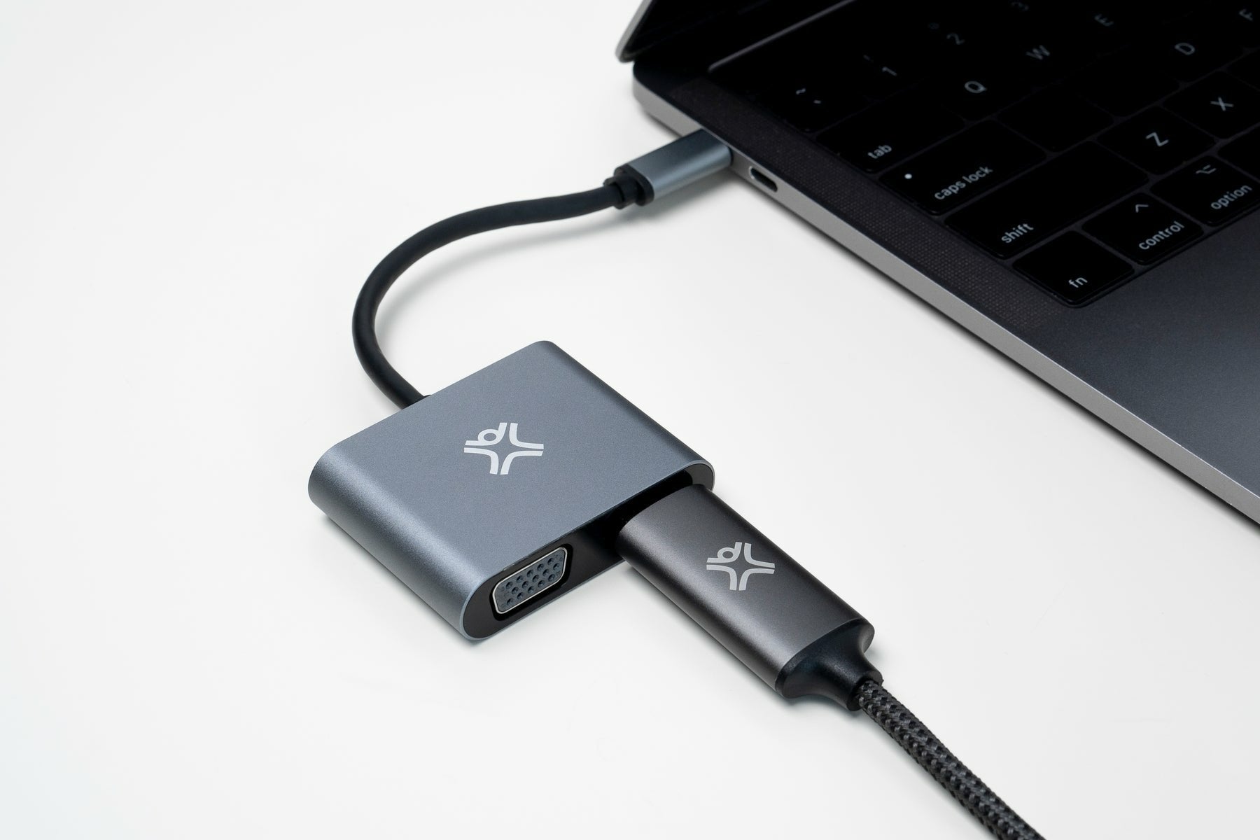 Xwh-Acvh-13 Xtrememac Adapter Usb-C Hdmi