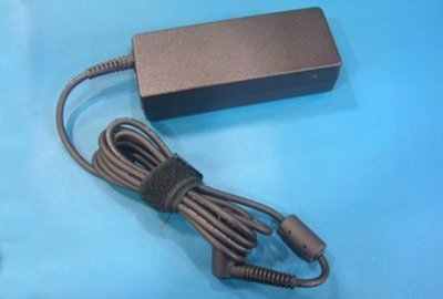 Hp 684792-001 Adaptador E Inversor De Corriente Interior 65 W Negro