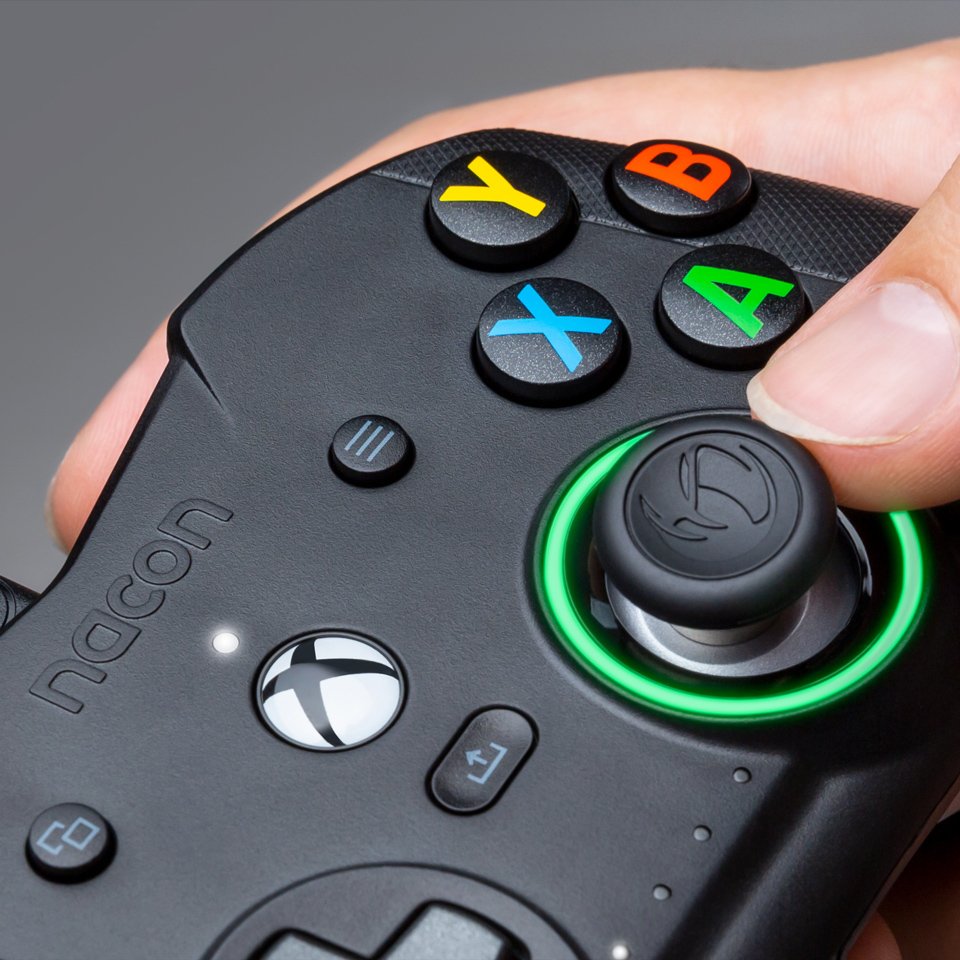 Nacon Revolution X Pro Controller Pc & Xbox