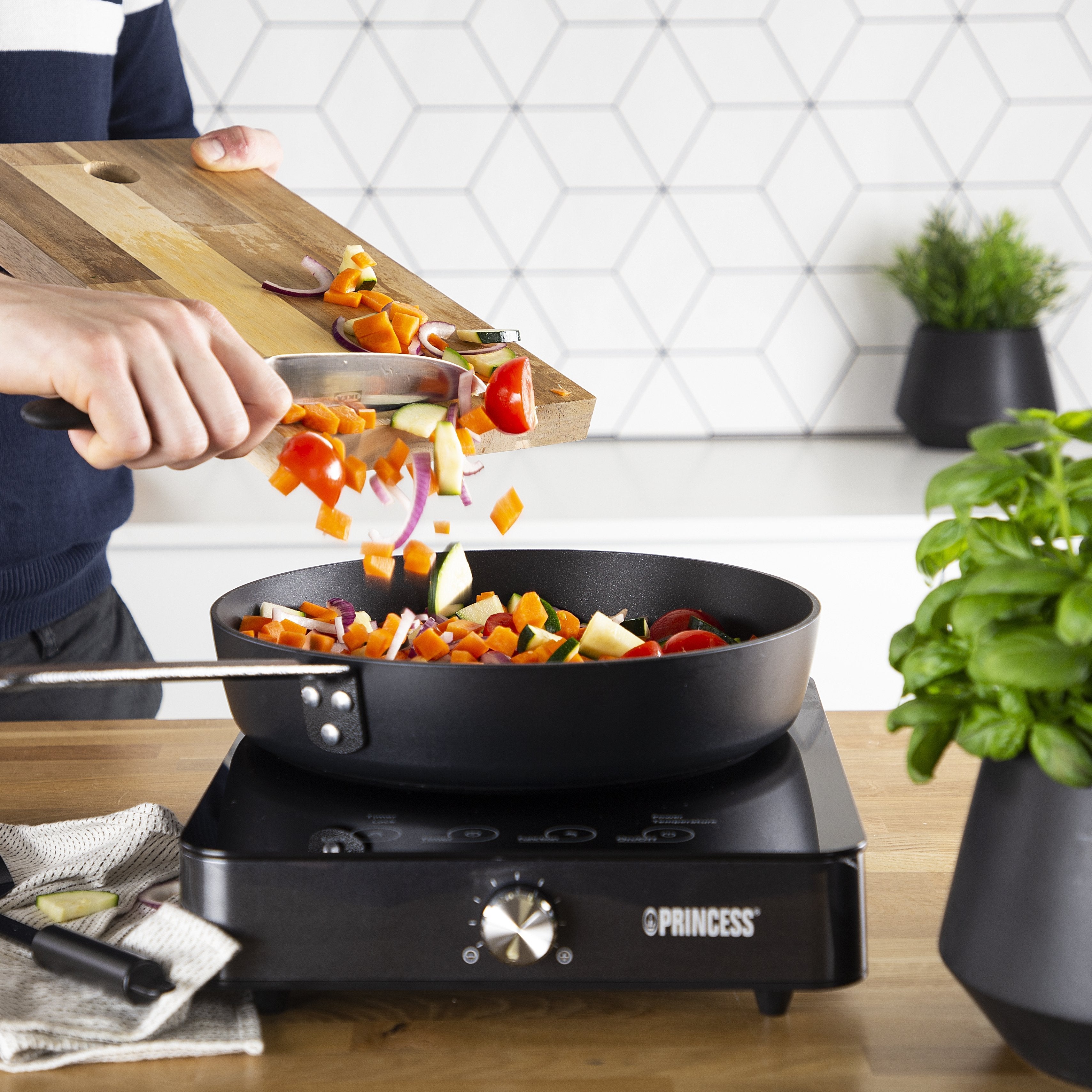 Placa De Inducción Princess 303010 1 Placa De 200mm 1800w