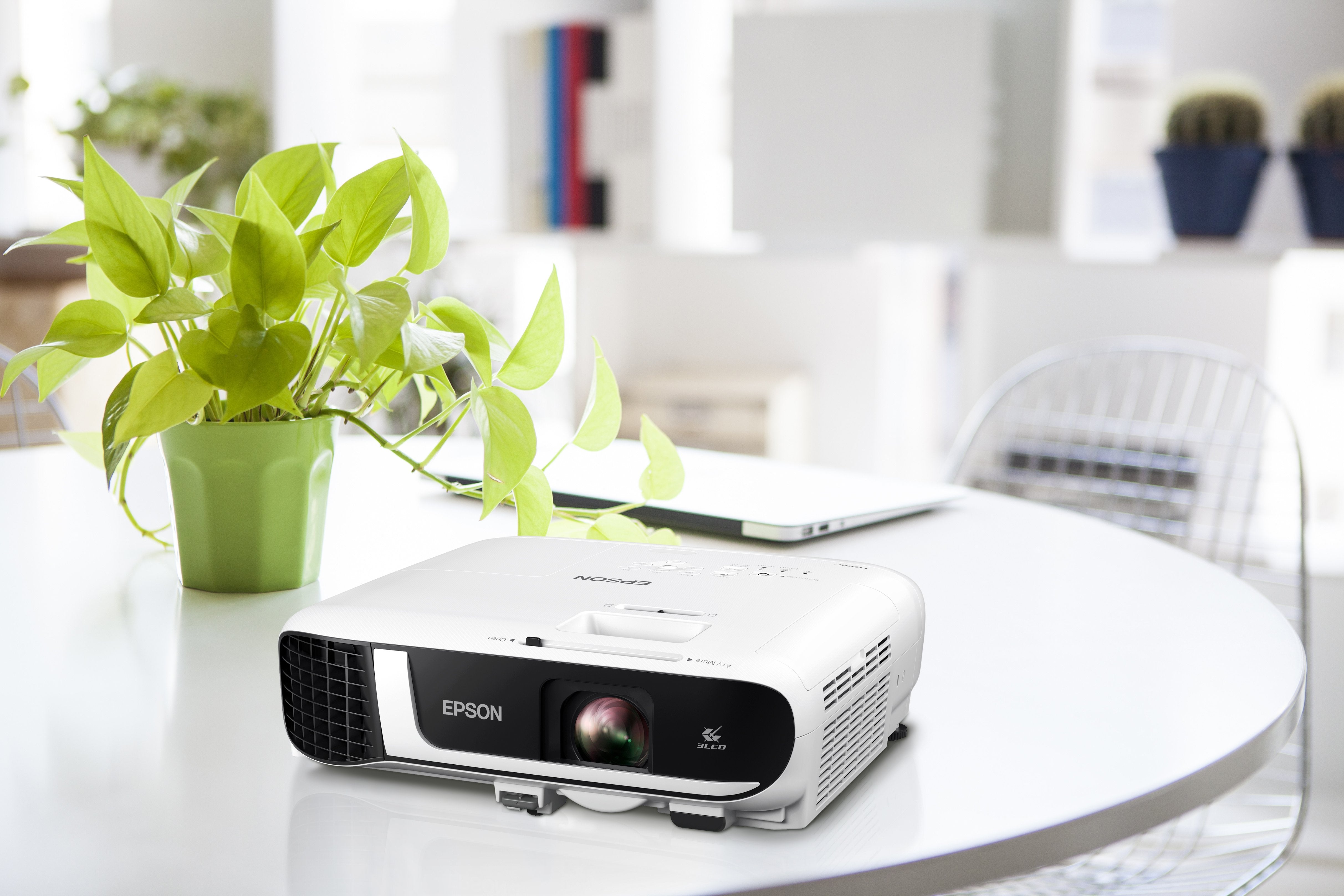 Proyector Epson Eb-Fh52 Data 4000 Ansi Lumens 3lcd 1080p (1920x1080) Desktop Projector White