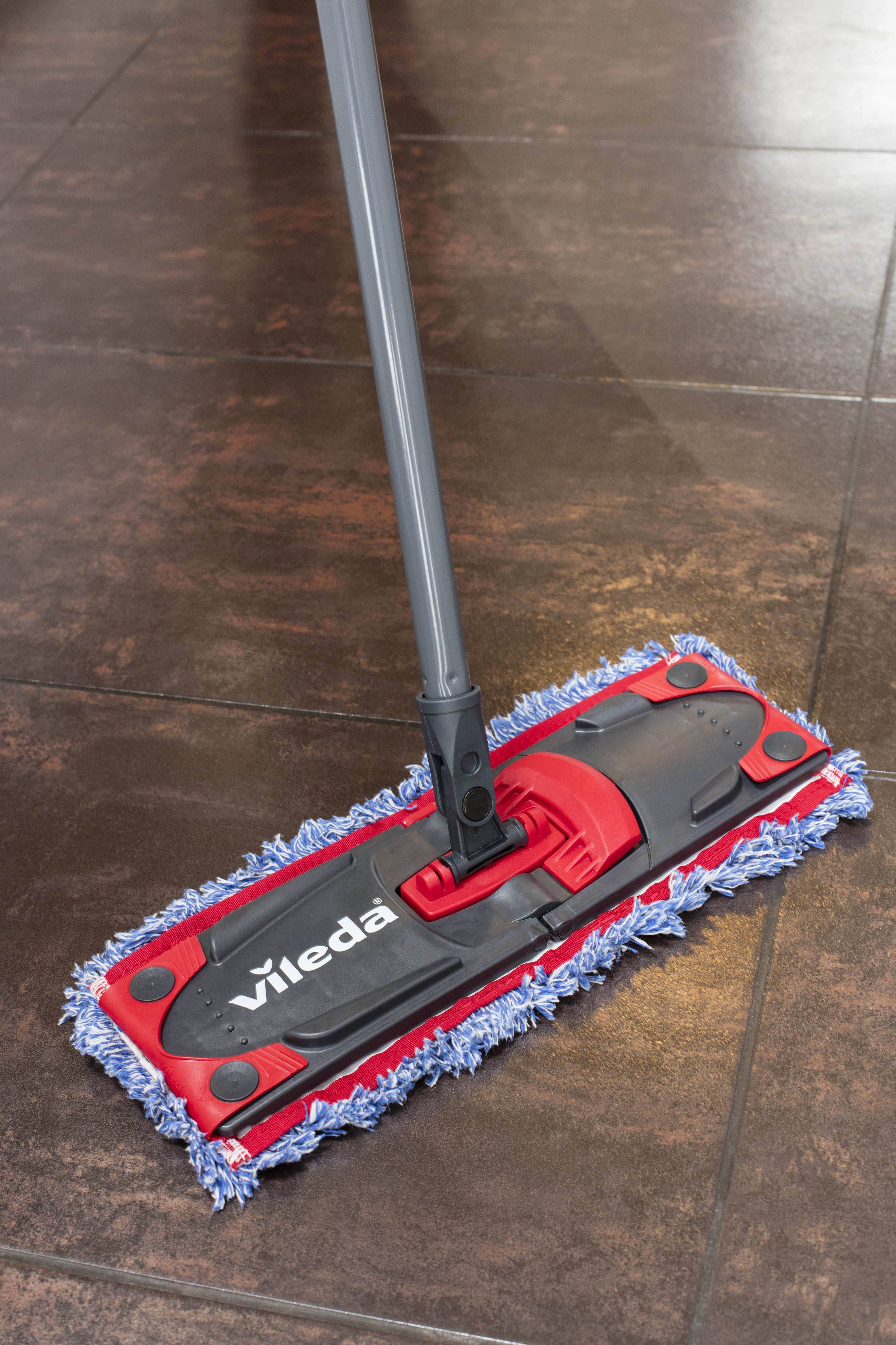 EAN 4023103206052 - Vileda 158575 mopa, fregona y cubo Tanque individual Negro, Rojo, Blanco imagen 4