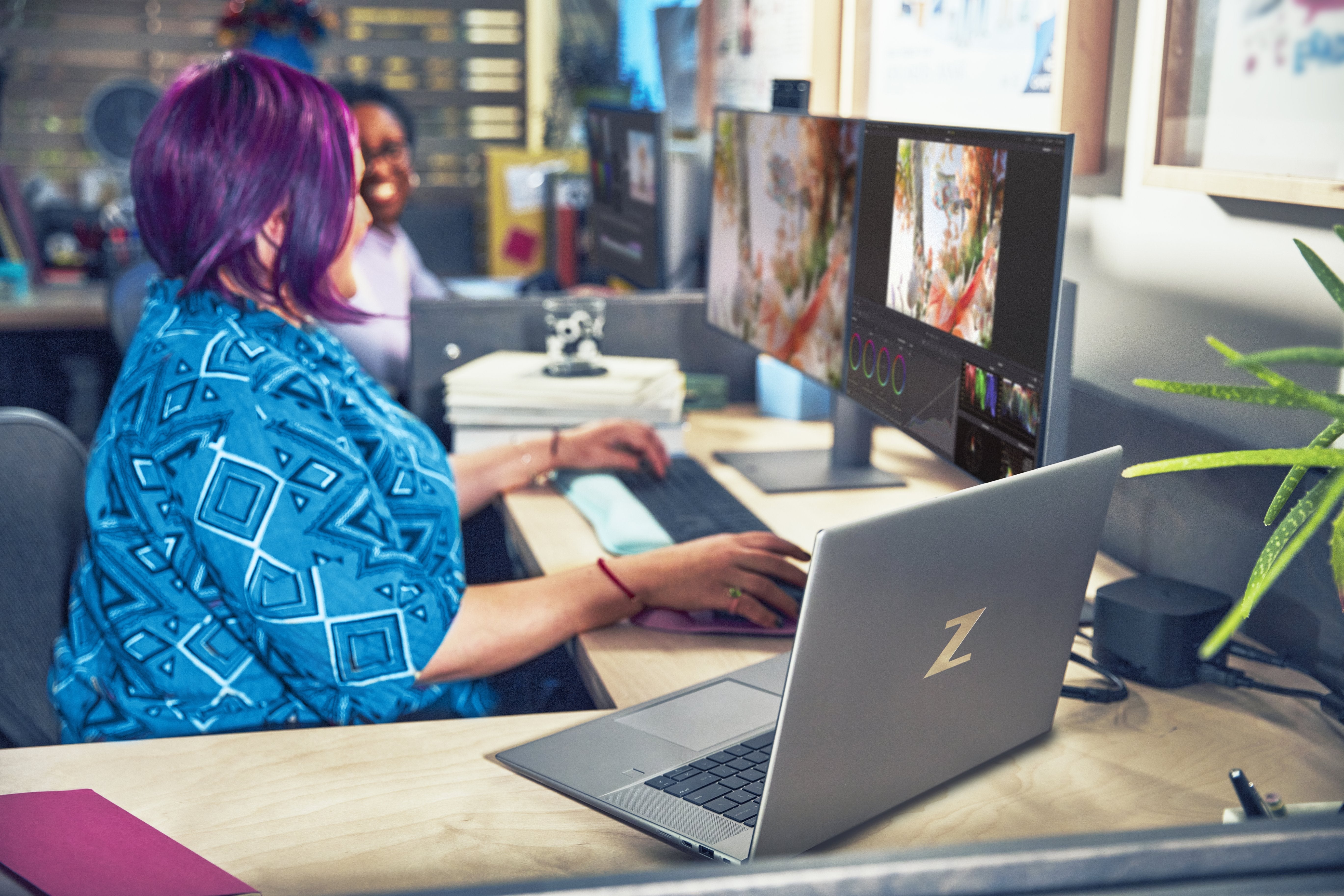 Hp Monitor Z24m G3 Qhd Usb-C Pd Workstation 23.8'' Ips 2560x1440 5ms Dp Hdmi Usb-C Altavoces Camara Web 5mp Y Microfono Integrados