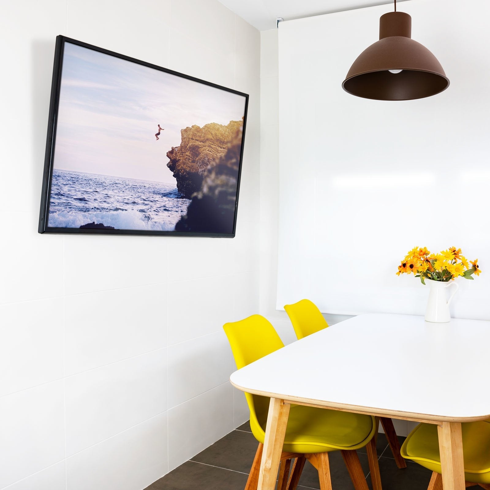 Tooq Soporte Fijo De Pared Para Tv De 37"-80" Inclinable- Peso Max 45kg - Vesa 600x400mm