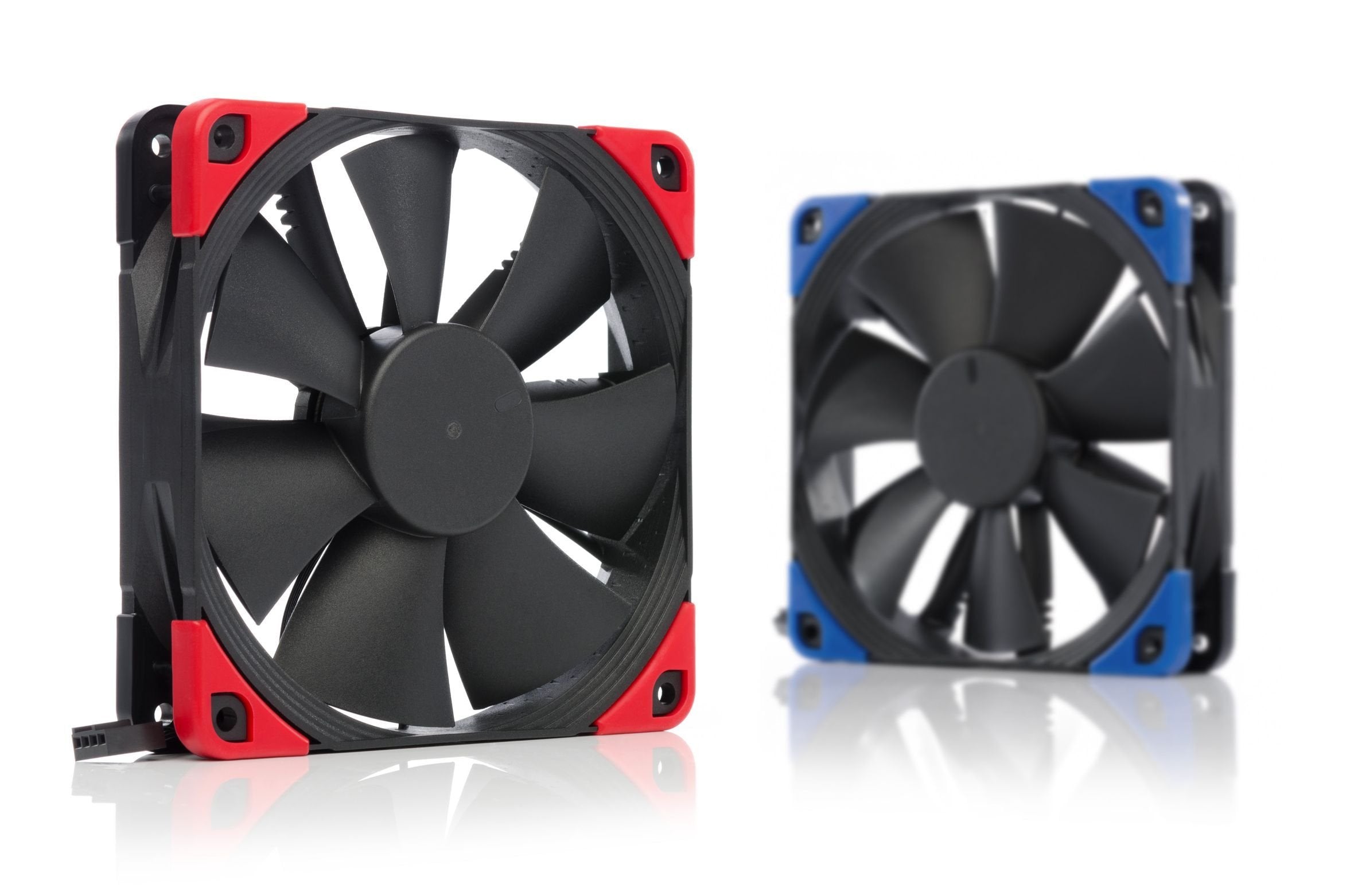 Ventilador Noctua 120mm Nf-F12 Pwm Chromax Black Swap Colors