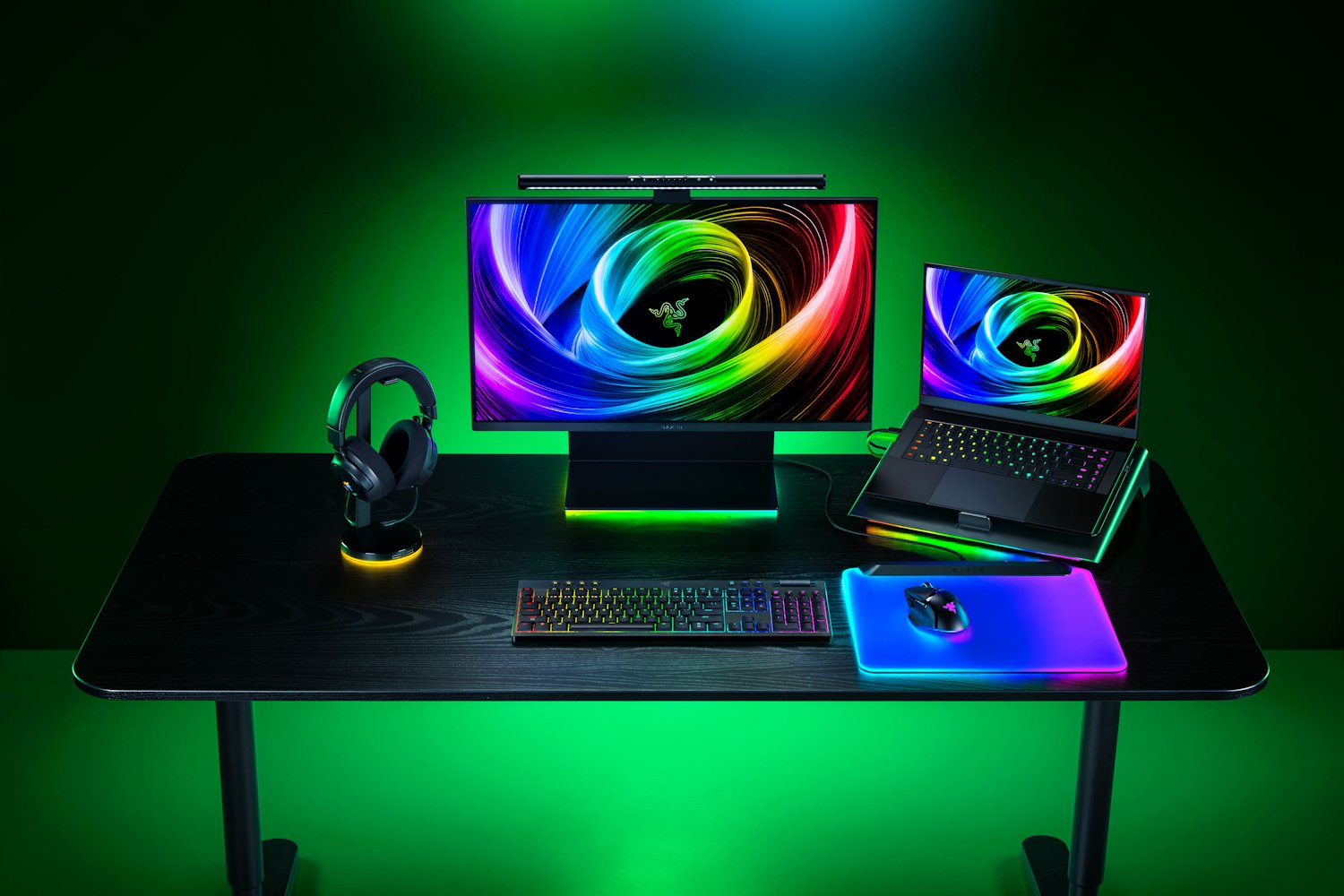 EAN 8886419349587 - Razer BlackWidow V4 Low-Profile HyperSpeed teclado Juego USB + RF Wireless + Bluetooth QWERTY Internacion imagen 2